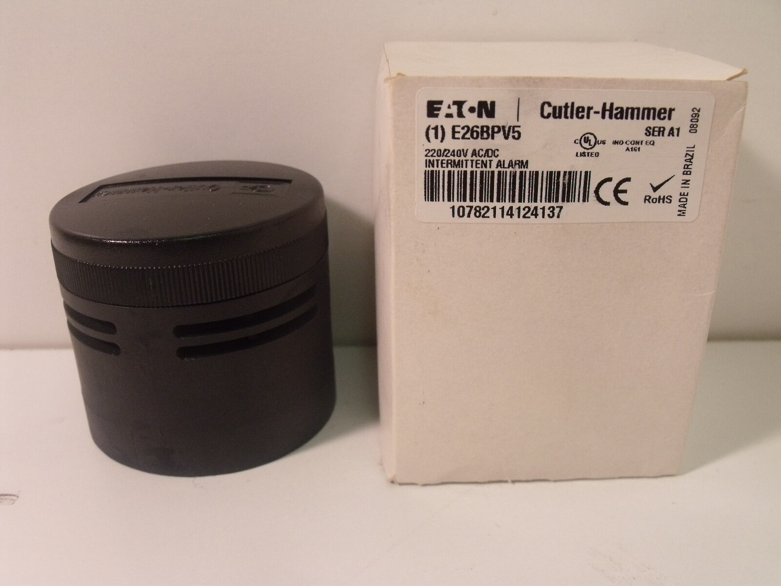 NIB Eaton / Cutler Hammer E26BPV5 SER A1 220/240V AC/DC Intermittent Alarm