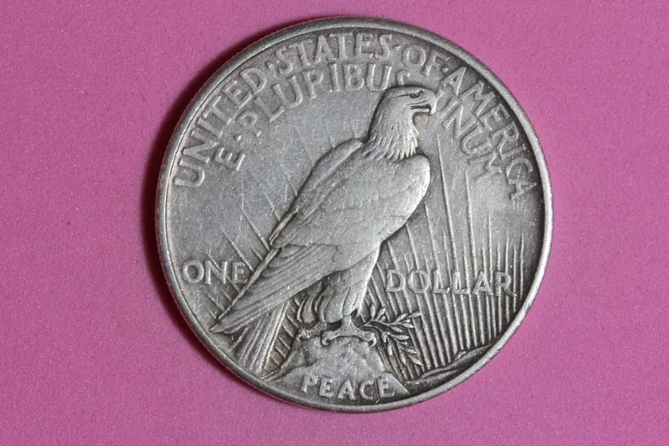 **** 1921 **** High Relief Peace Silver Dollar