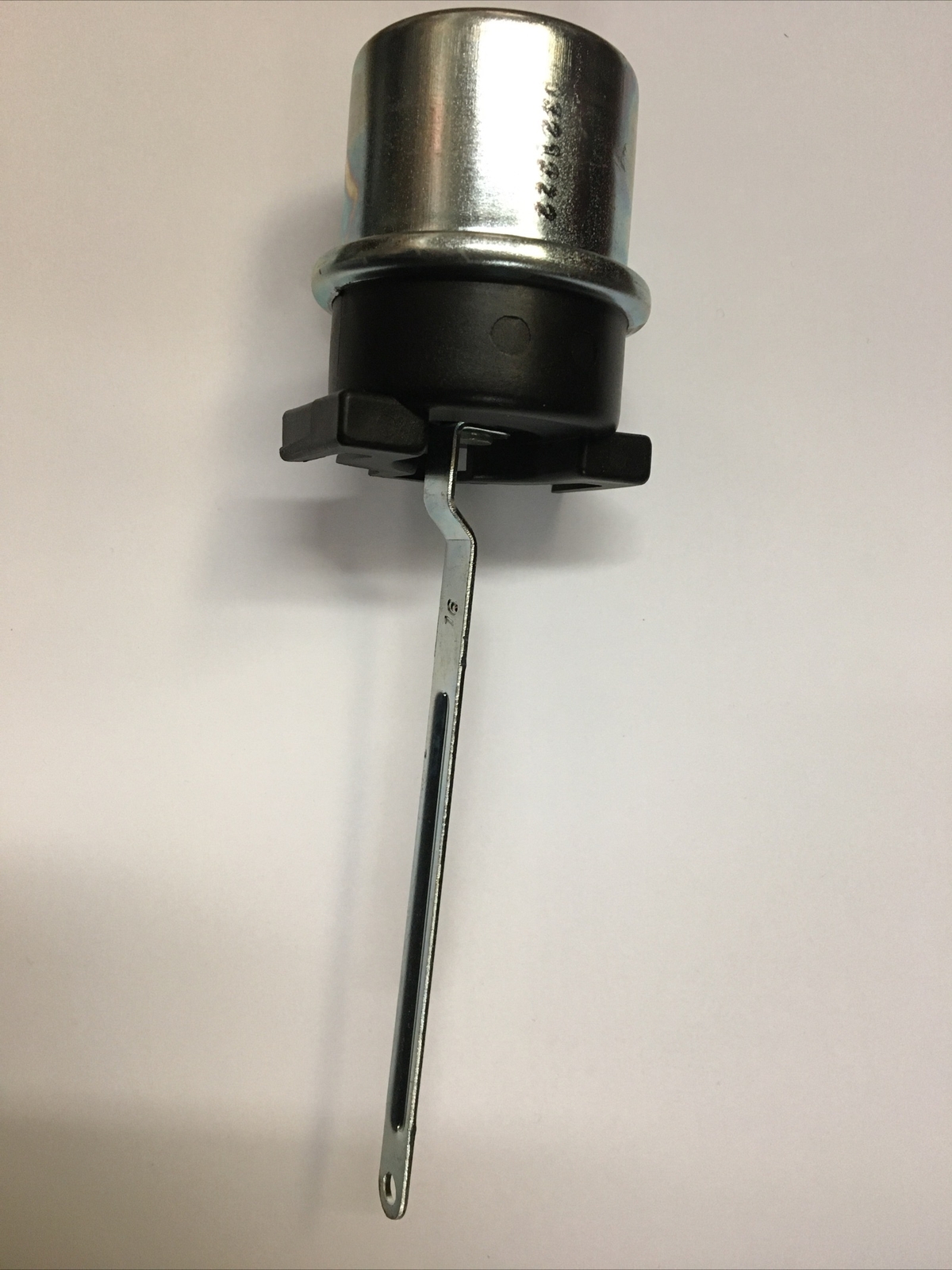 New Mopar  4864996 04864996 0321222 #3 vacuum actuator