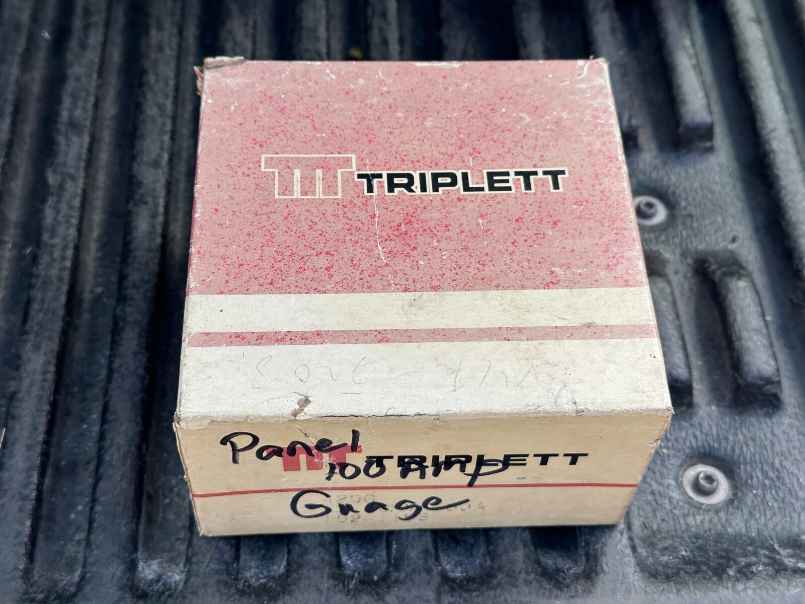 Triplett Model 420-G Panel Meter 0-100 D.C. Amperes