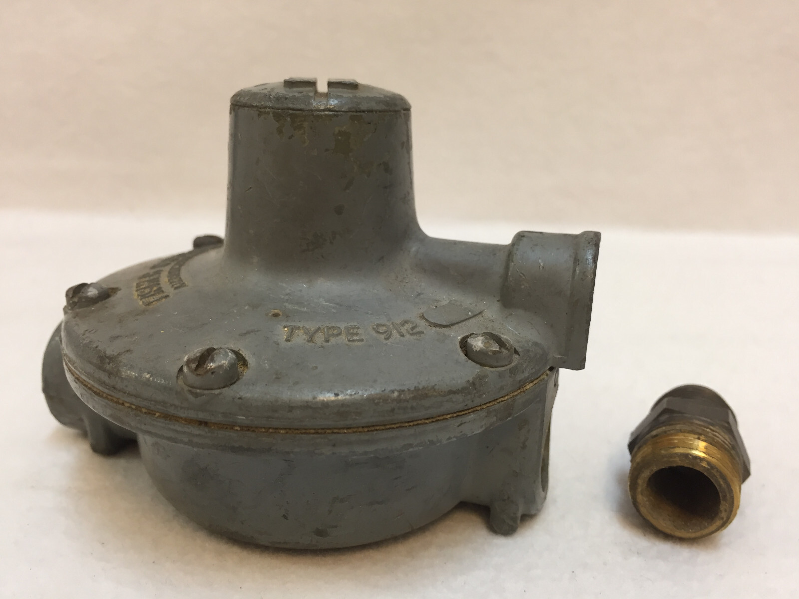 Fisher Controls type 912 Gas Regulator