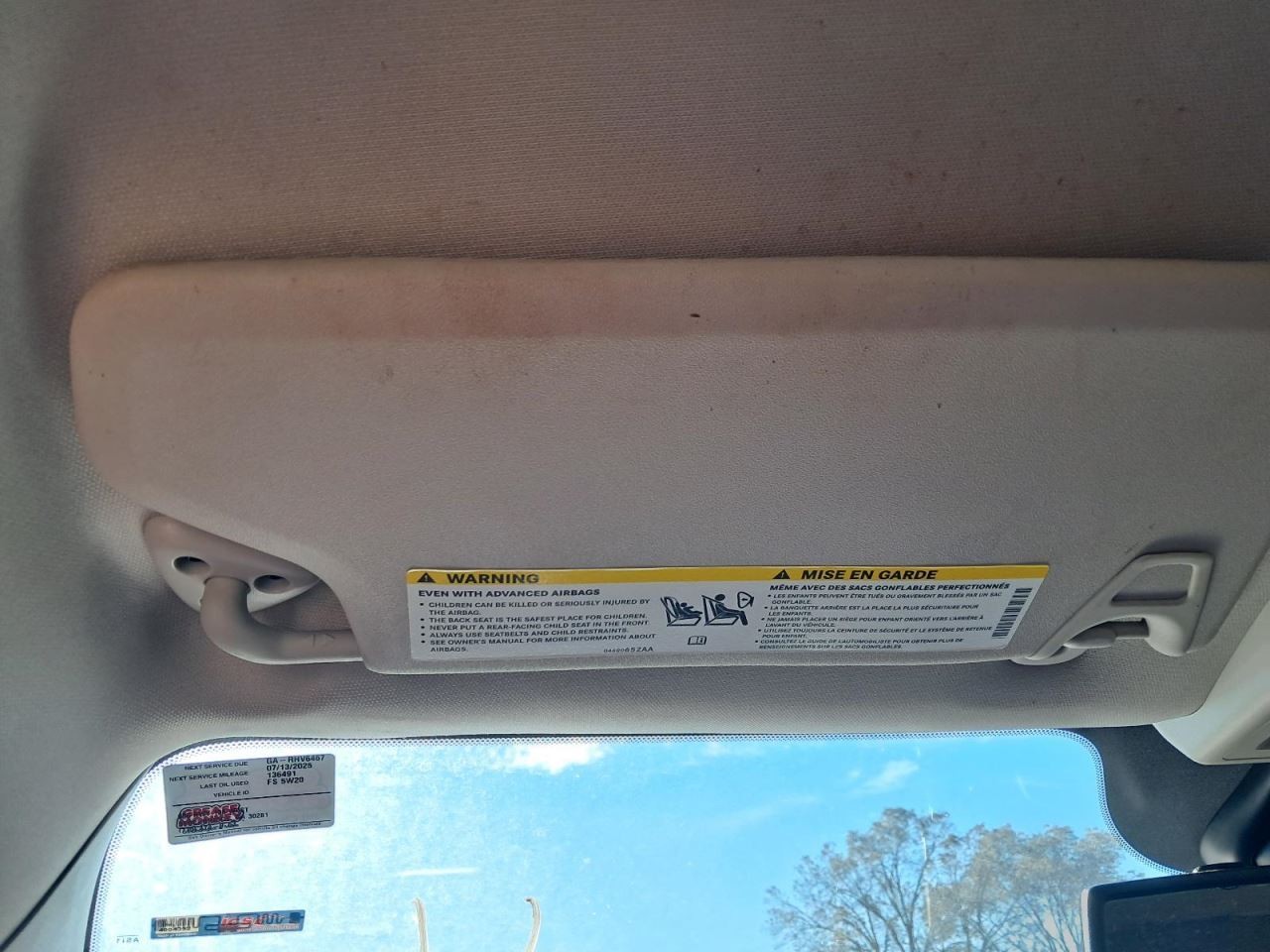JOURNEY 2015 Glove Box 4837036