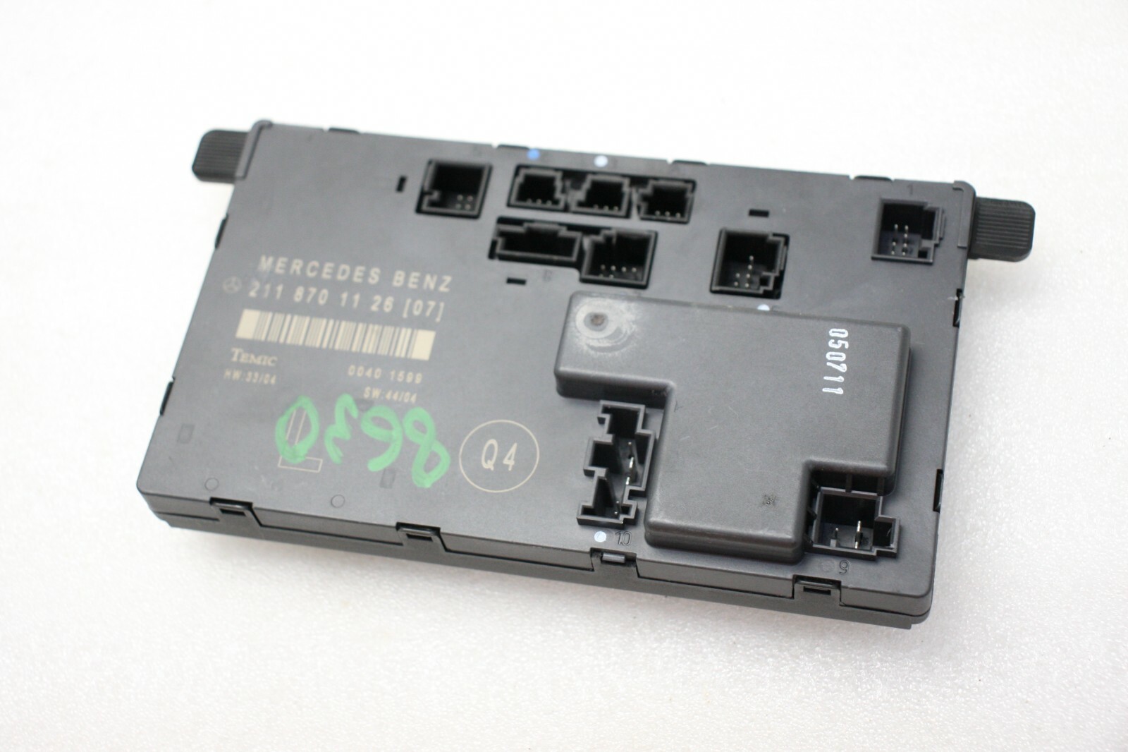 2006-2009 MERCEDES W211 E350 E63 E500 E550 FRONT LEFT DOOR CONTROL MODULE OEM52A