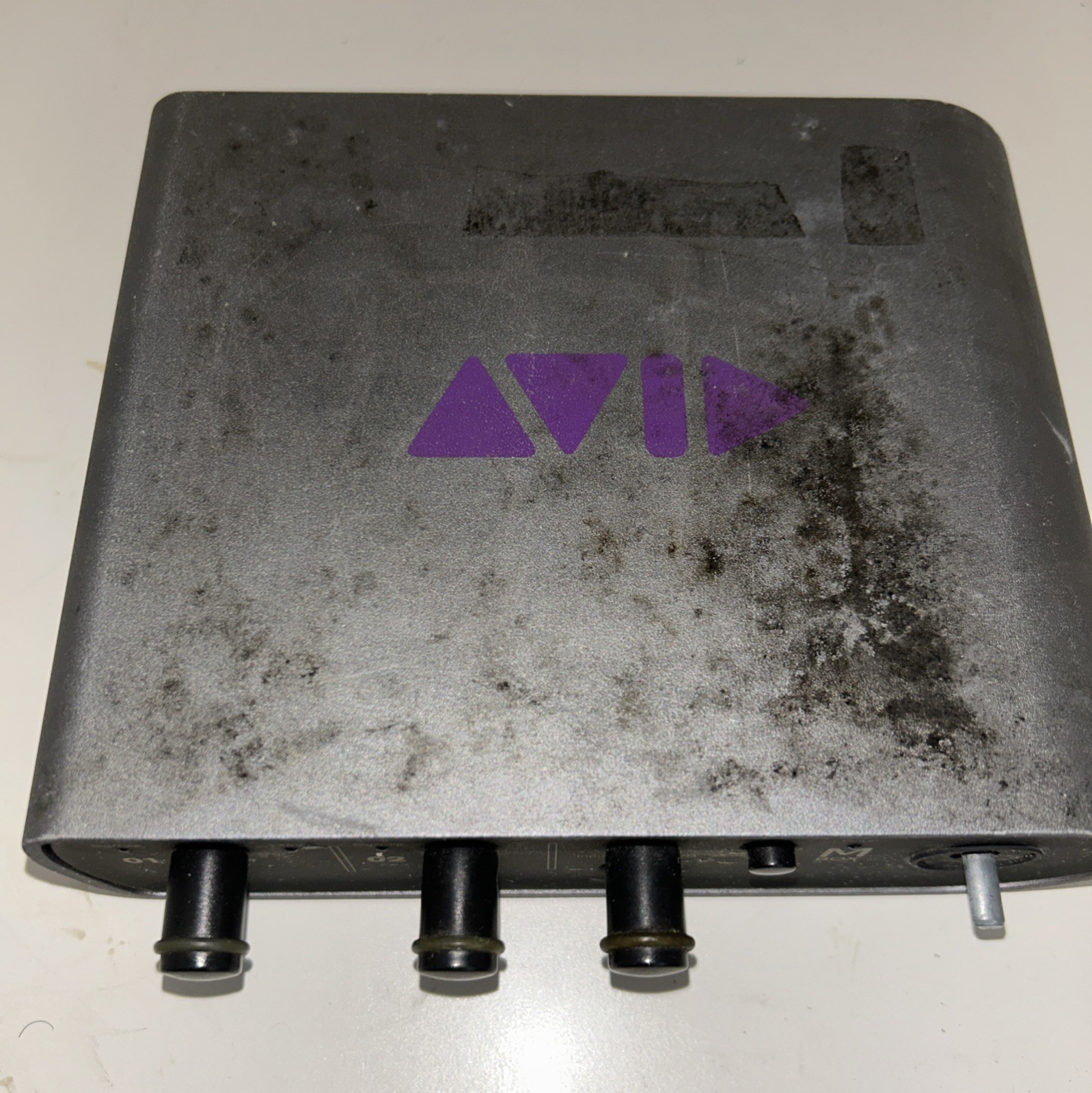 AVID Mbox Mini USB Audio Interface - Not Tested (Missing Volume Knob)
