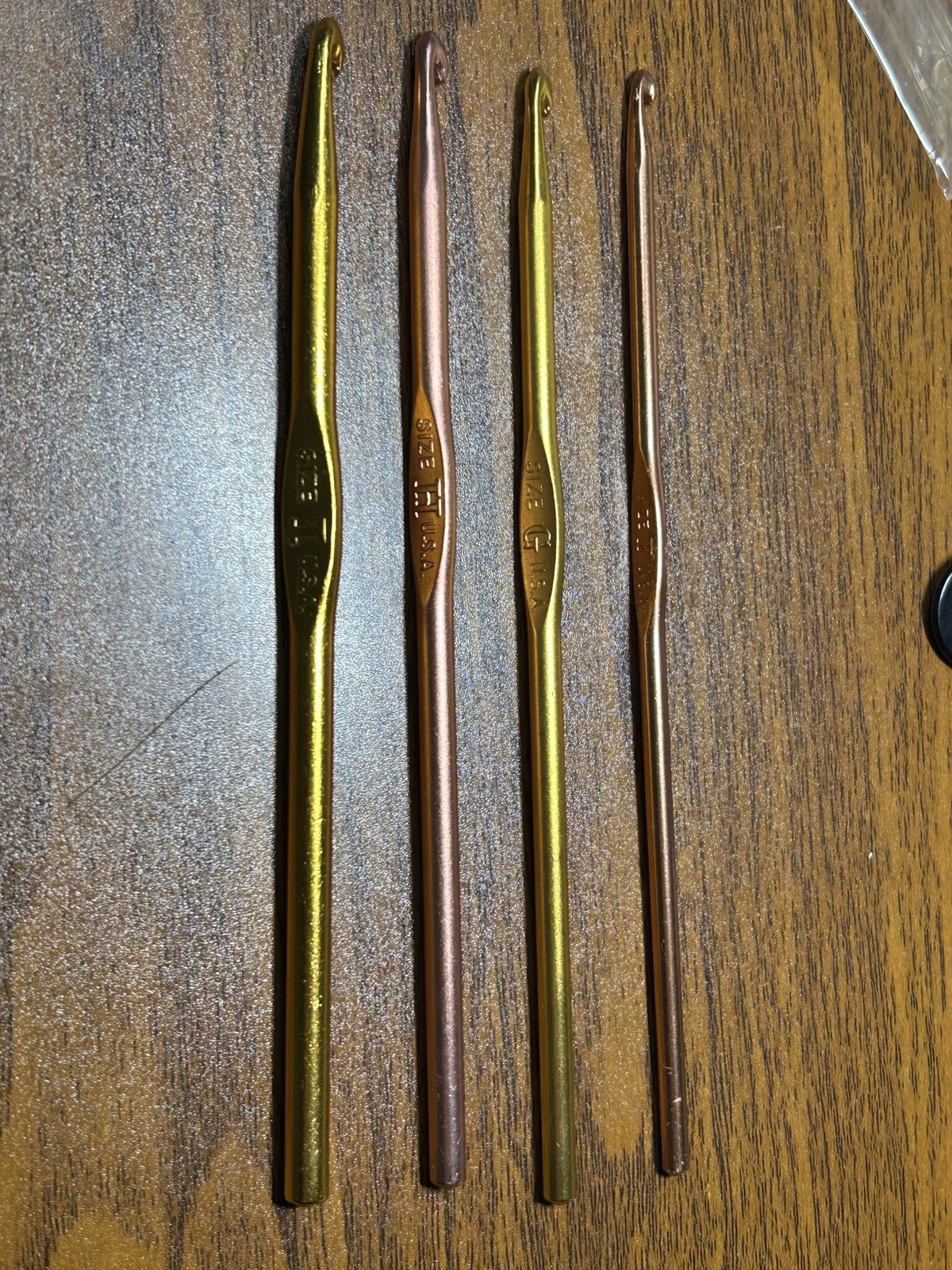 Crochet Hook Lot Of 4 Boye size F G H I J VTG