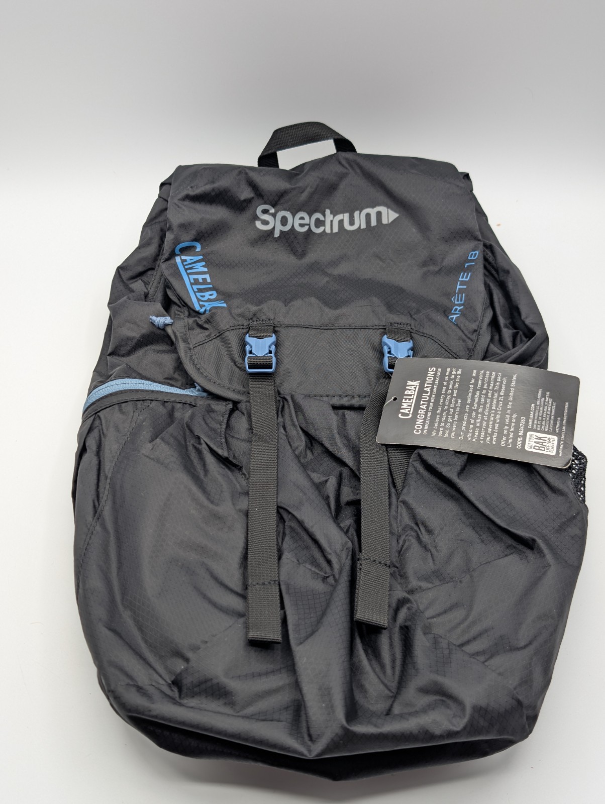 NEW CamelBak Arete 18 Backpack Black Daypack Hiking Travel Bag Spectrum Logo