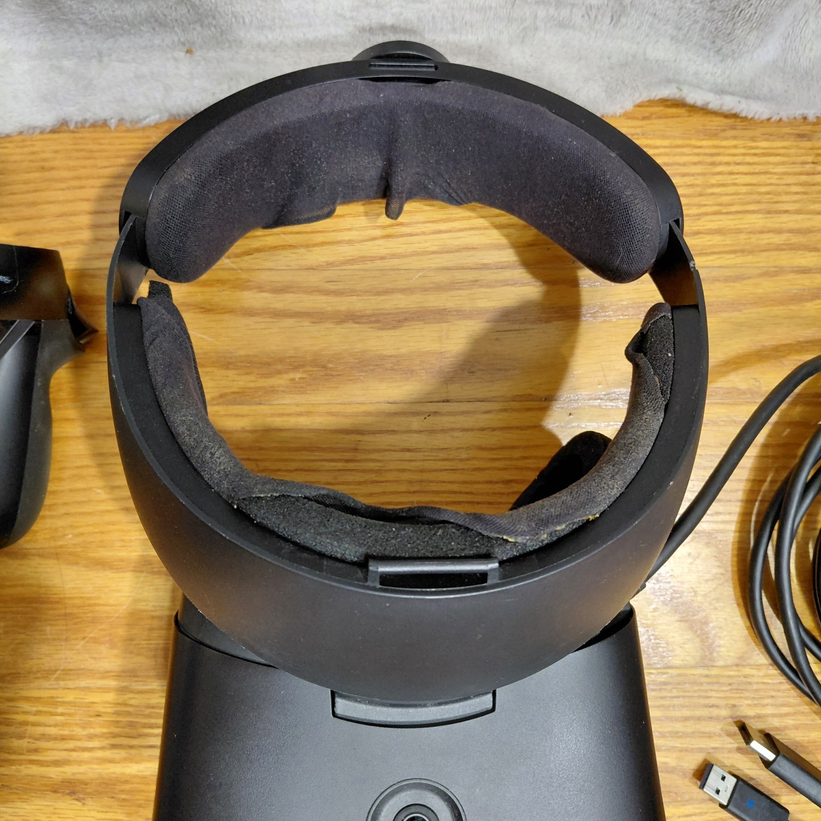 Meta Oculus Rift S VR Set w/ Controllers In Box Original Oculus