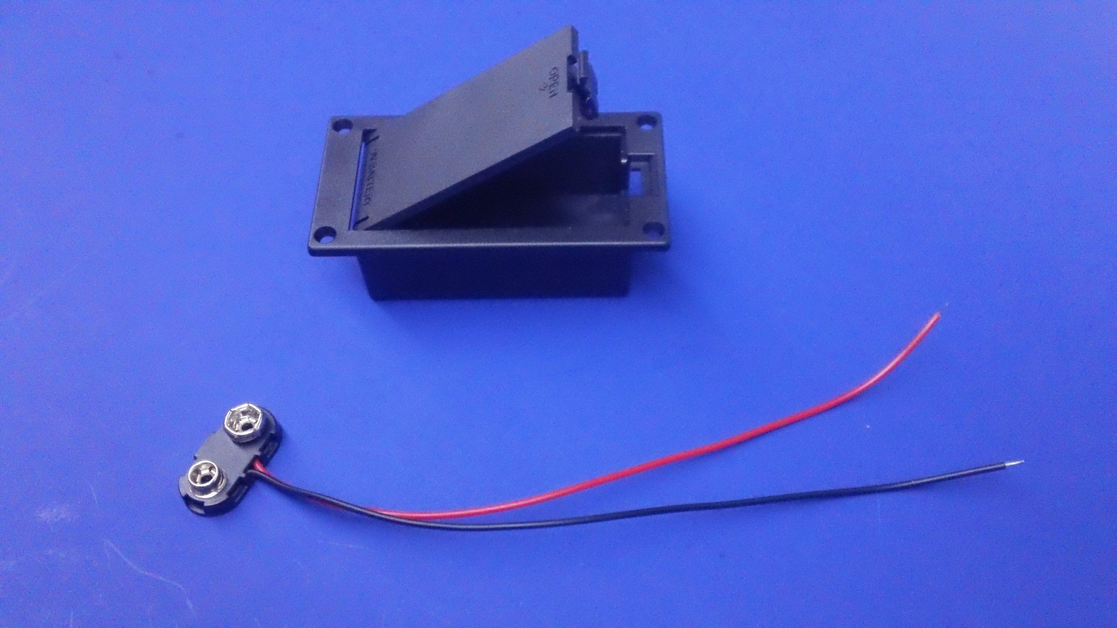 Custom MOUNT 9 volt - flush mount panel project mount - 9v battery box & cable