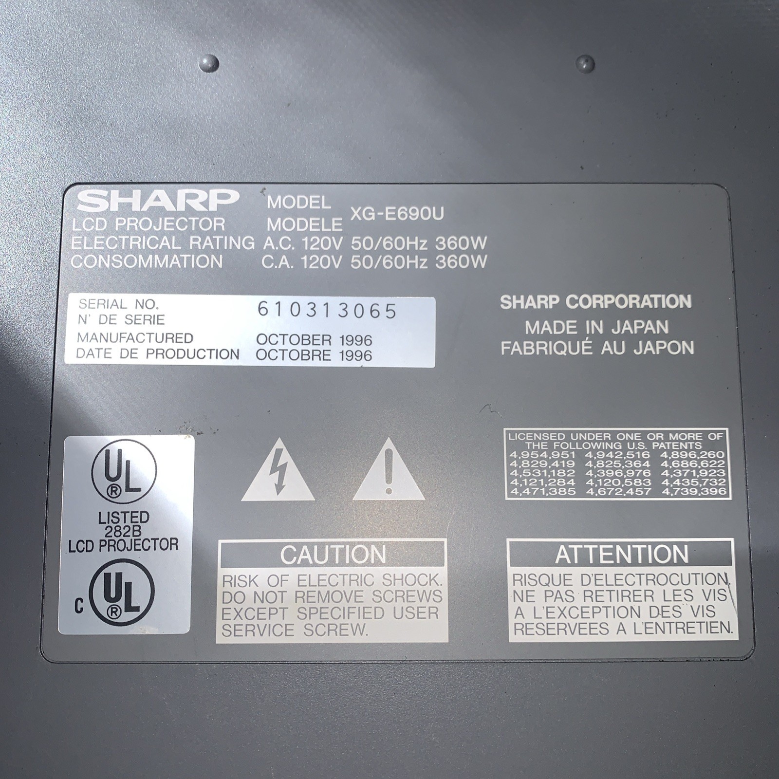 Vtg SHARP Vision LCD Conference/Home Projector XG-E69OU TESTED W/Case Cords DC
