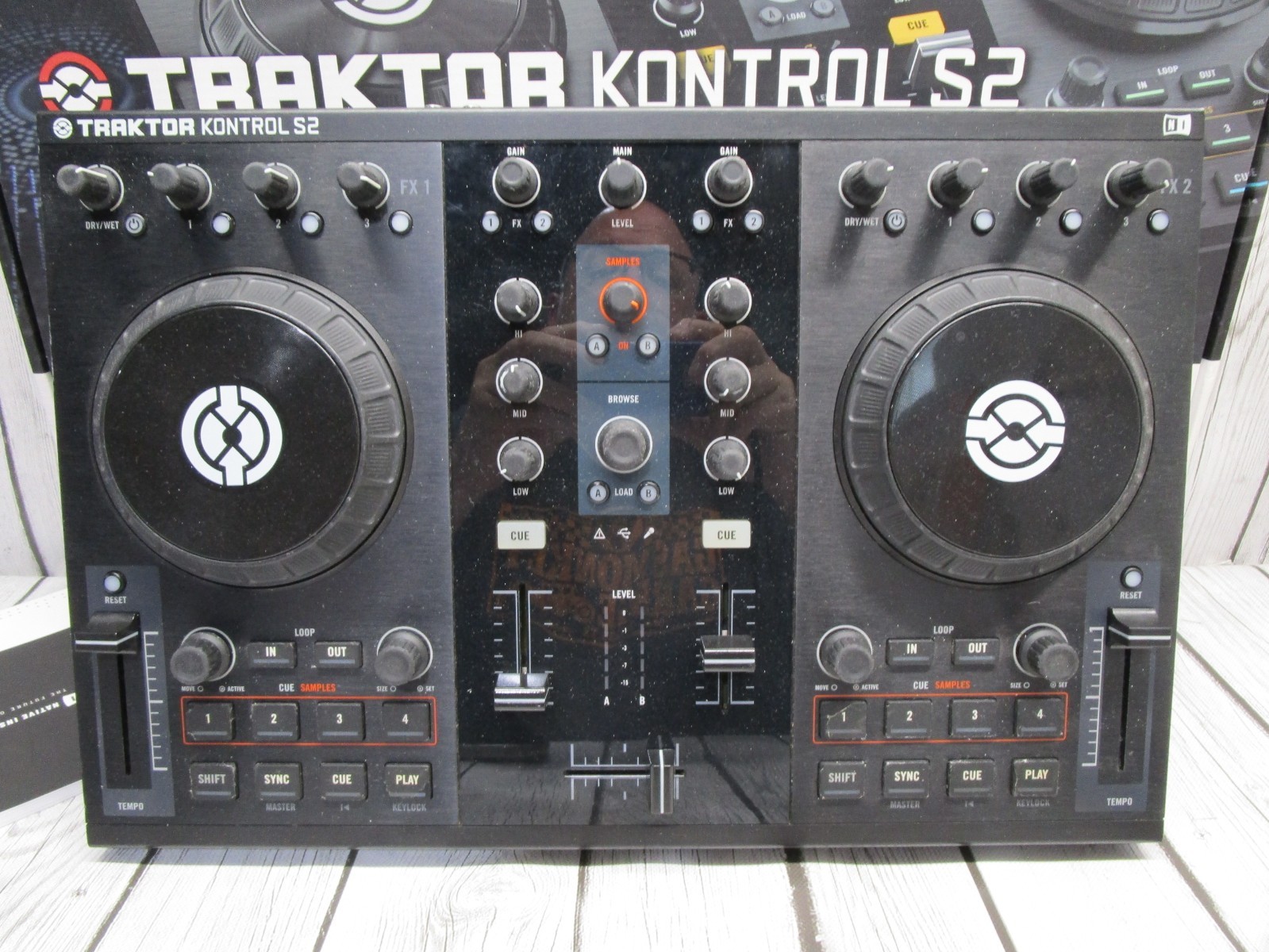 Native Instruments Traktor Kontrol S2 MK1 DJ Controller wPSU USB in Original Box