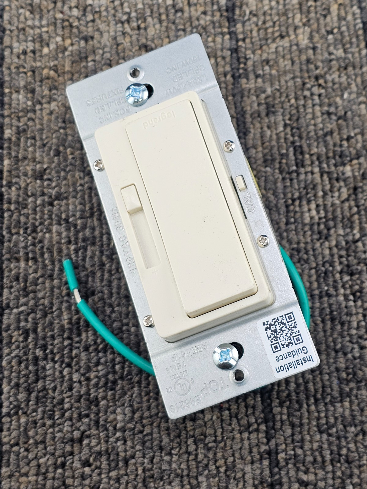 LEGRAND RHL153P: LED Advanced 150W Single Pole 3-Way Dimmer