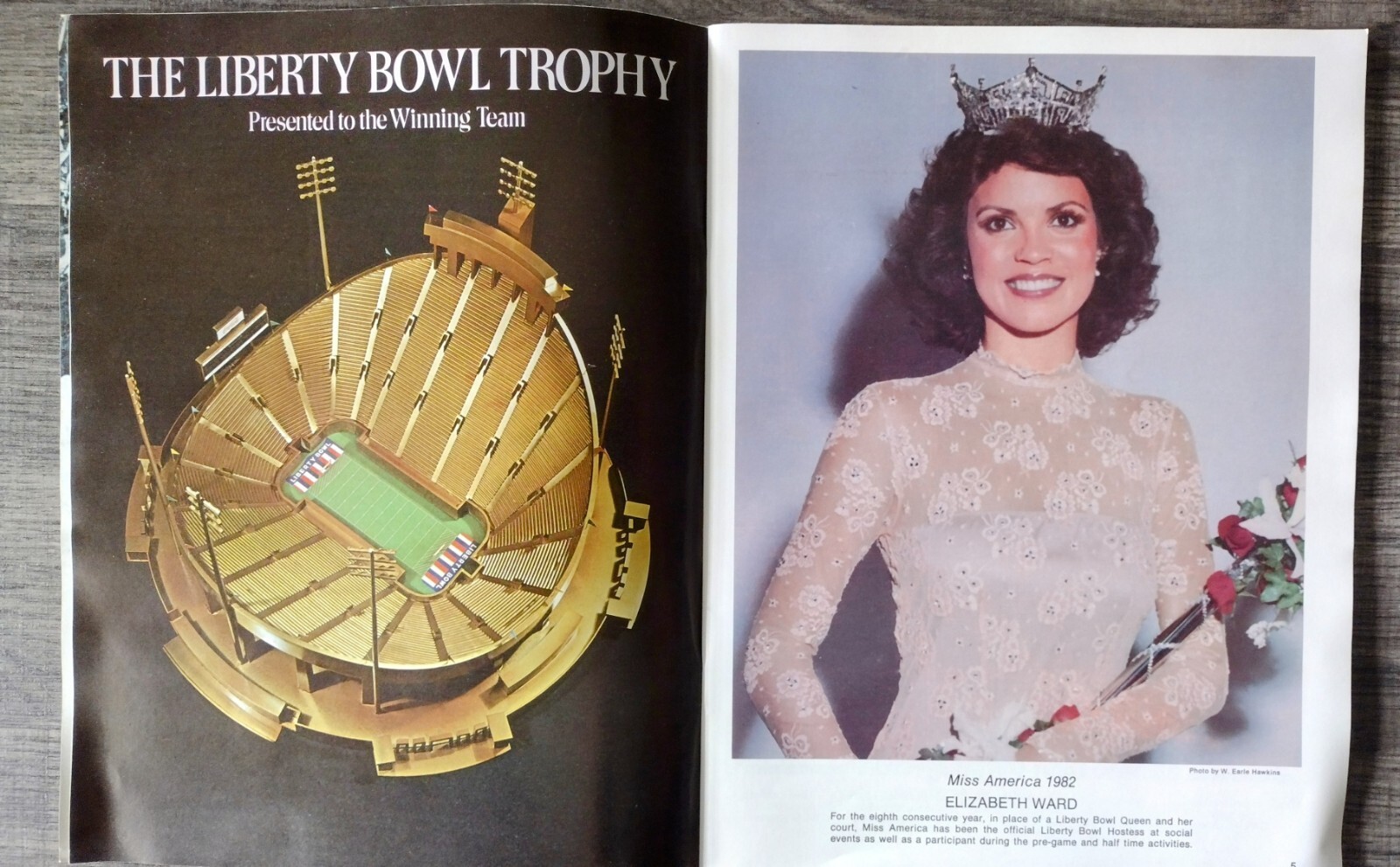 Vintage Ohio State vs Navy 23rd Liberty Bowl Dec 30 1981 Program. Ohio State