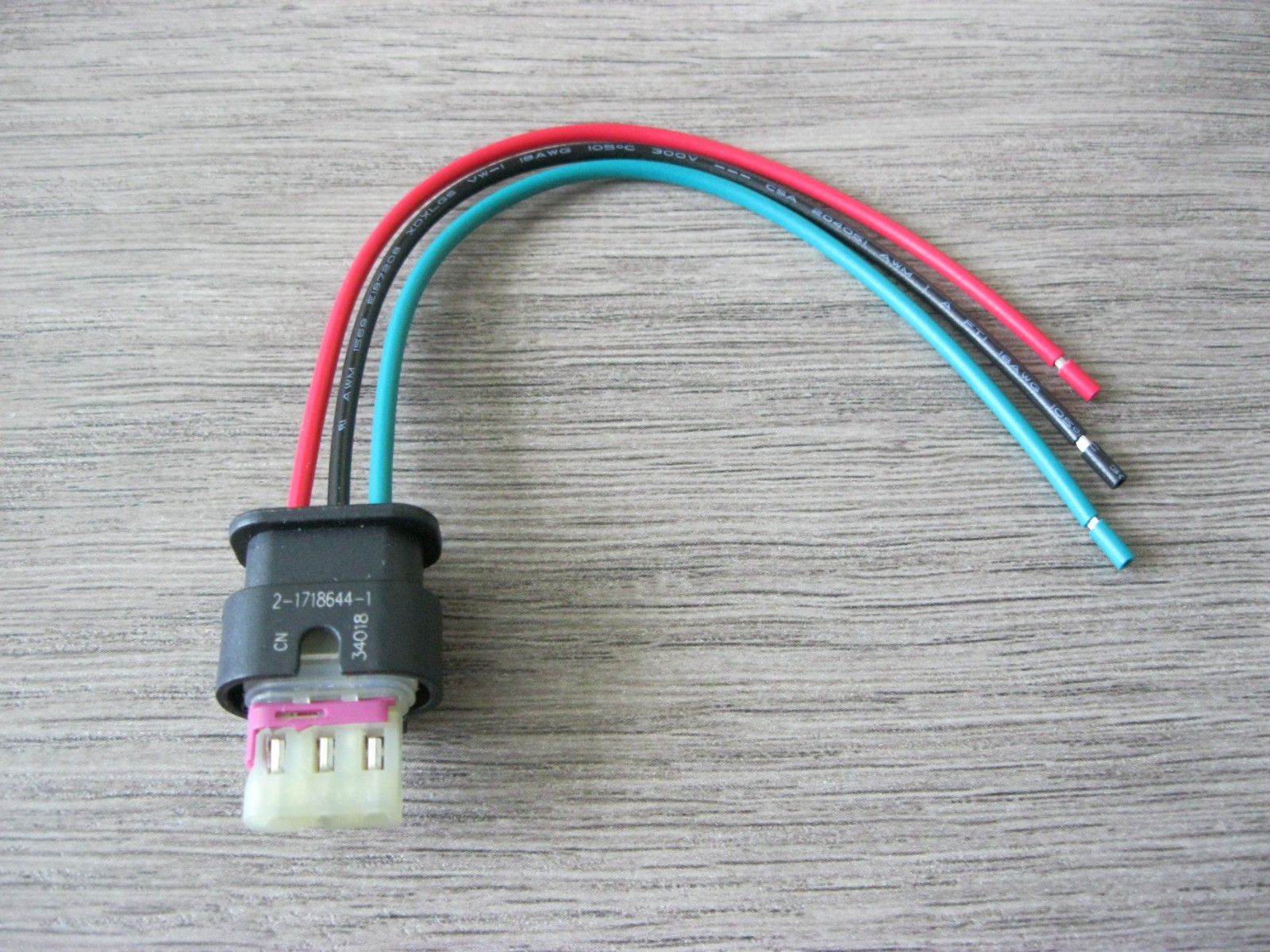 For BMW F7 F10 F11 F12 G20 G21 G22 Parking Sensor Connector Pigtail 2-1718644-1
