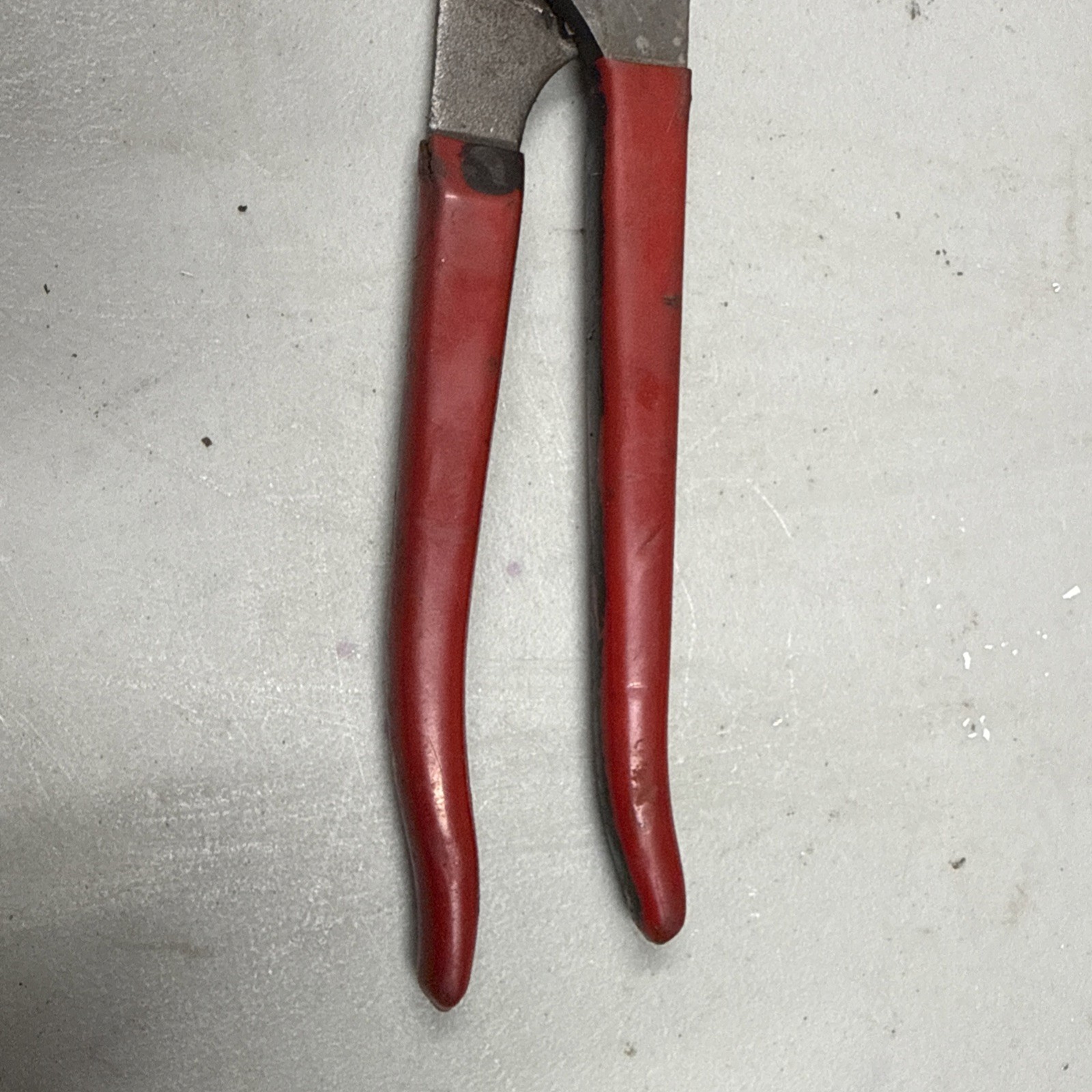 Vintage Mac tools M410G Battery Pliers