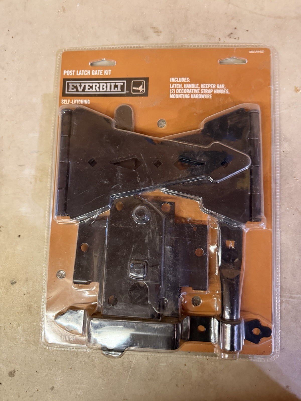 EVERBILT 18101 BLACK POST SELF LATCH GATE SET, PINNED FOR BOTH RIGHT & LEFT HAND