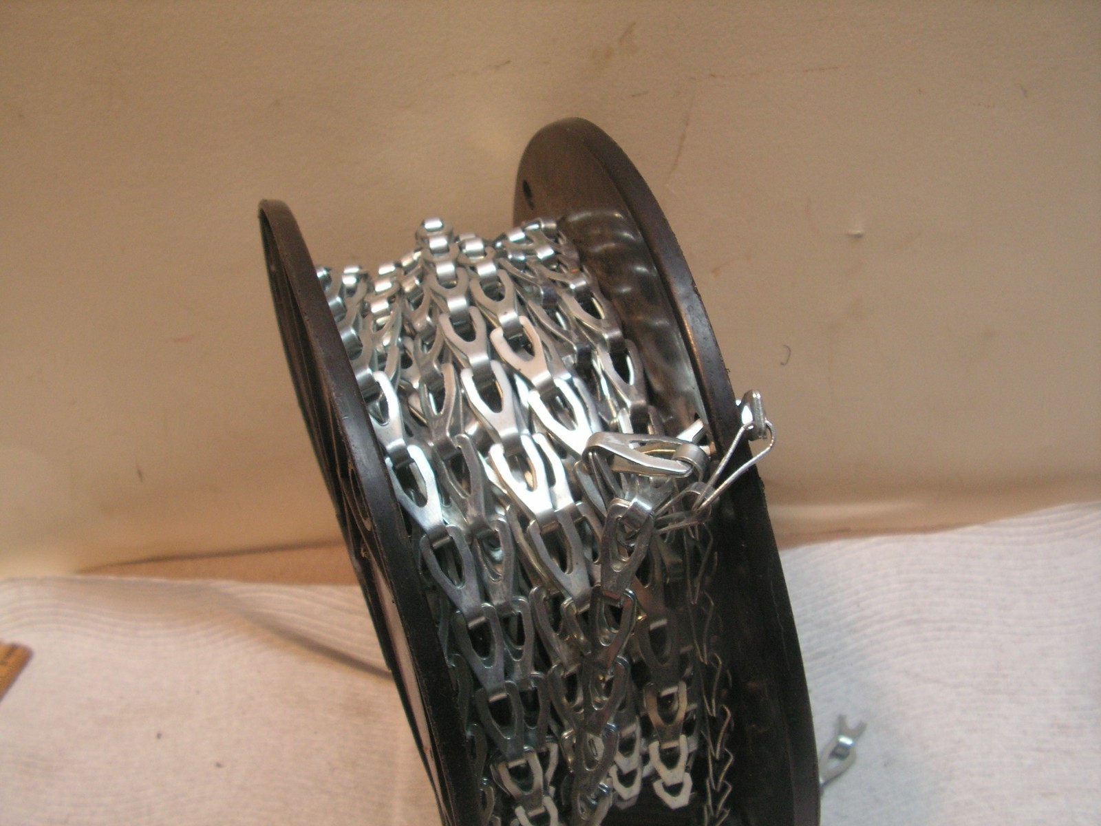 #8 Sash Chain .035 Thick 75LBS Load Limit Zinc Plated Fusible Links Dampers 40FT