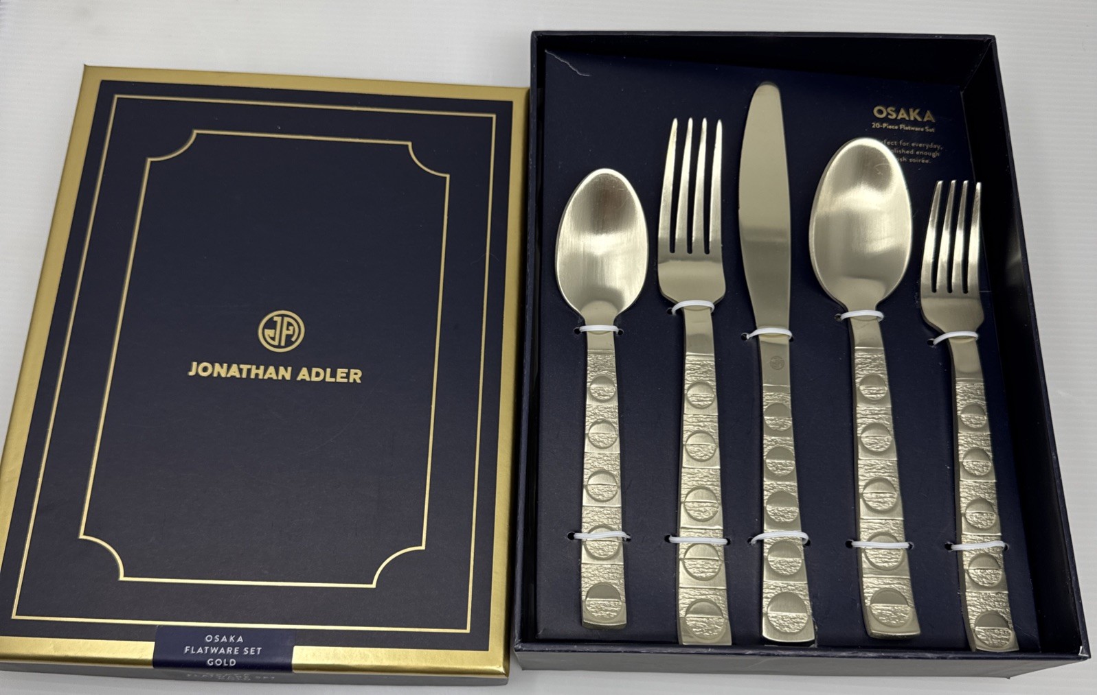 BRAND NEW 20 PIECE 4 Place Setting Jonathan Adler OSAKA Gold Flatware
