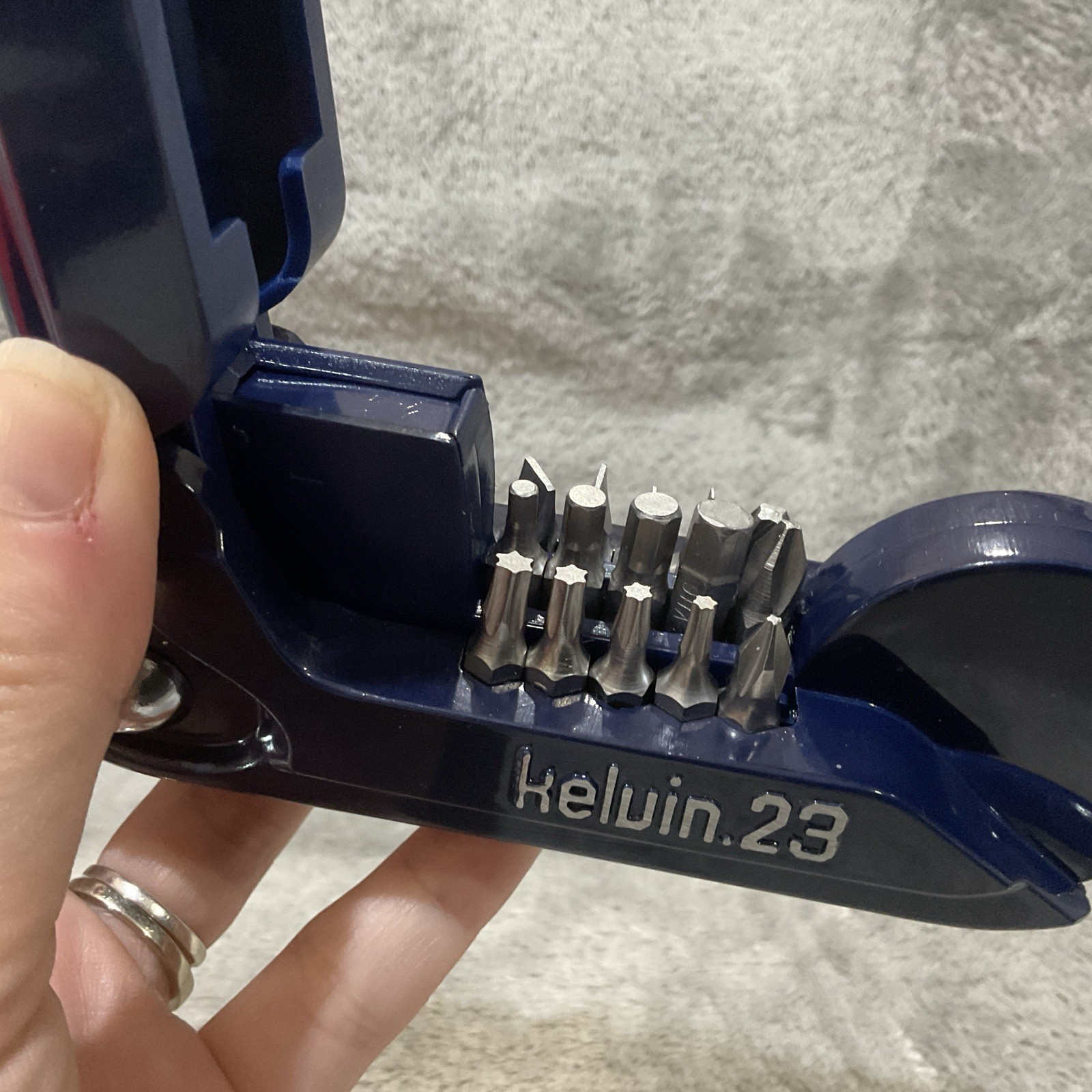 Kelvin Tools 23 Urban Multi-Tool blue