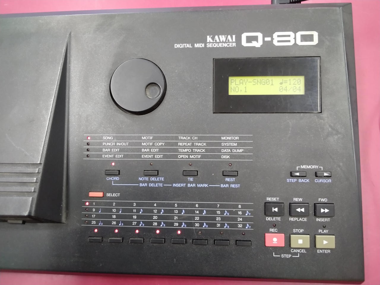 Junk KAWAI Q-80 Digital Midi Sequencer Floppy Sequencer Emulator Drive