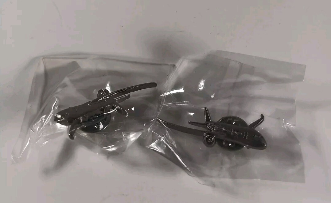 Vangaurd Promotional Products Aviation Airplane Metal Lapel Pins Lot Of 2