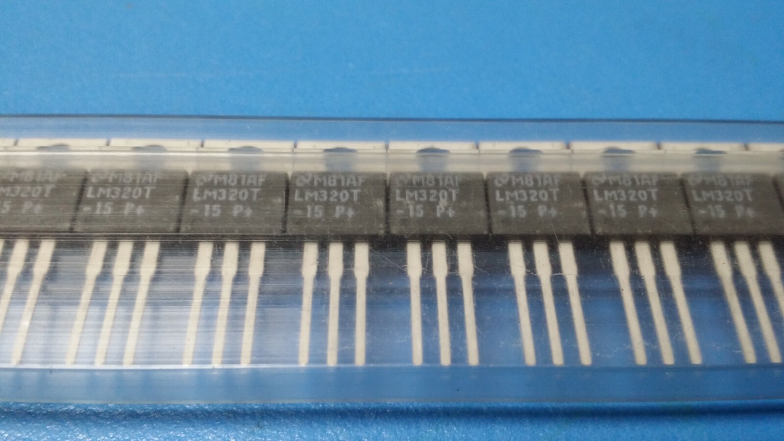 (5 PCS) LM320T-15 NSC Linear Voltage Regulator IC 1 Output 1.5A TO-220-3
