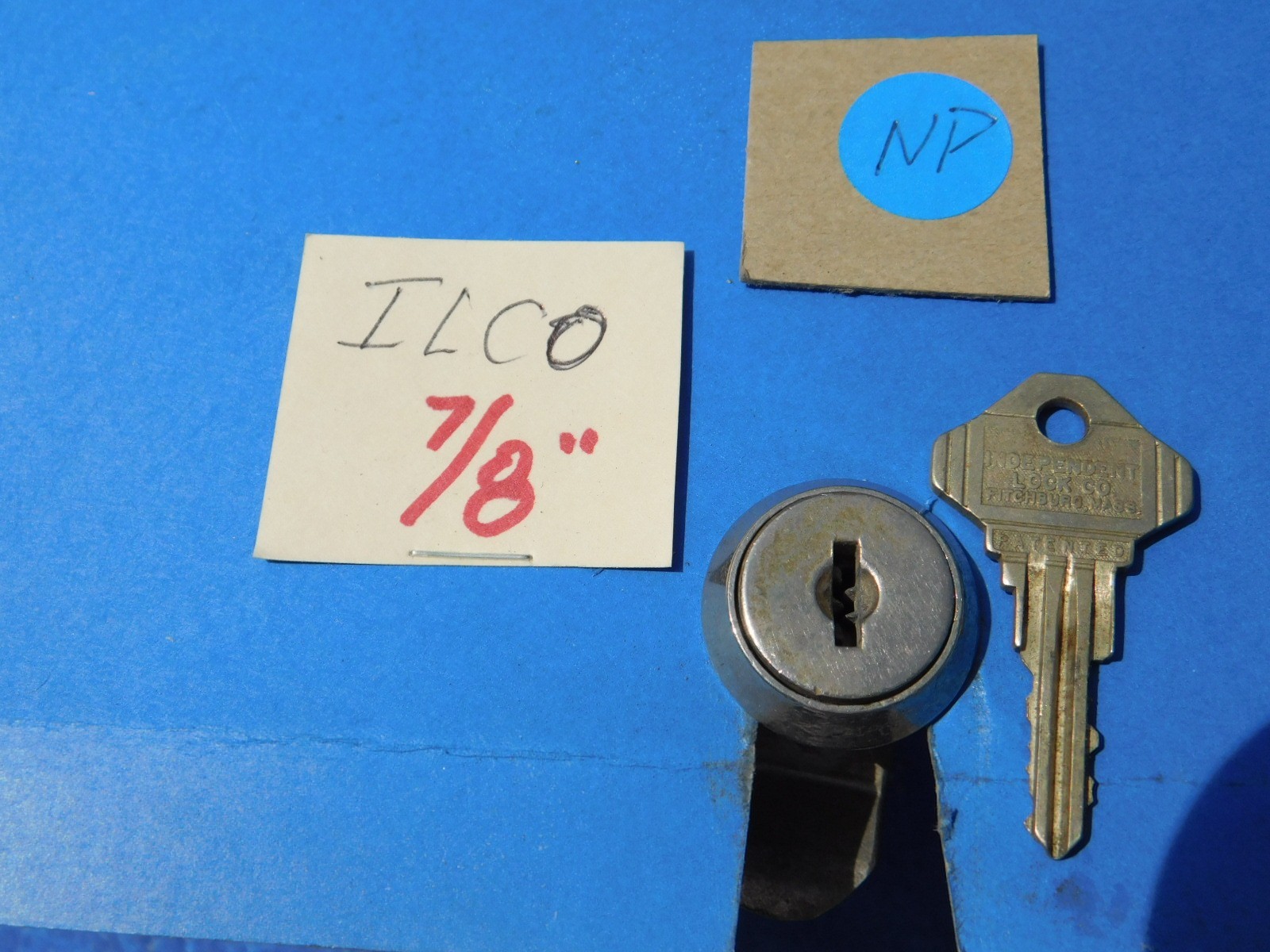 1950s 1960s Arcade Game Lock 5/8 inch Independent ILCO Lock with key NP 3768 (B)