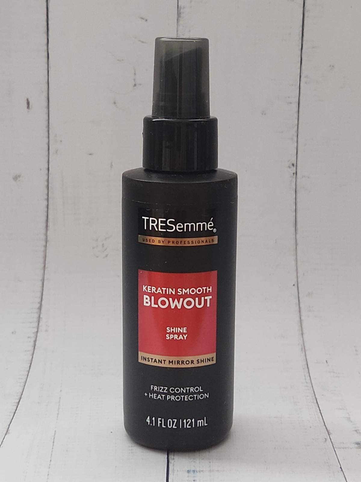 Tresemmé Keratin Smooth Blowout Shine Spray, Instant Mirror Shine, 4.1 fl oz