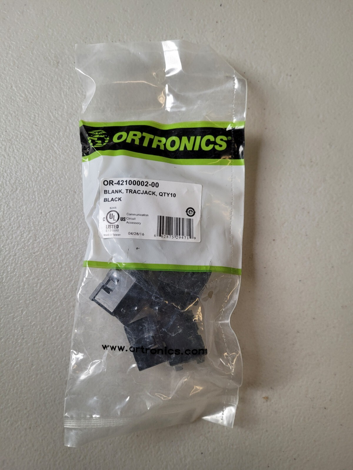 New Set of 30 ORTRONICS TracJack 1-Port Blank Insert Module Black OR-42100002-00