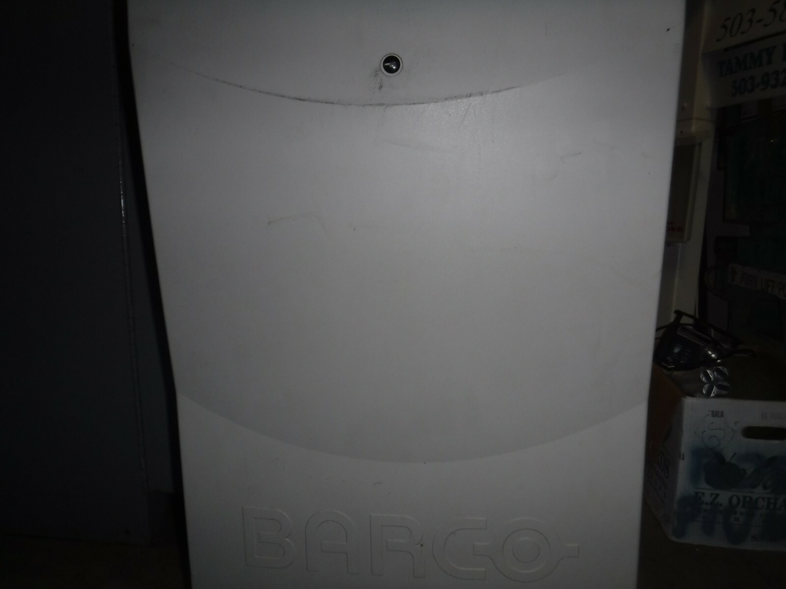 Barco 808s barcographics theater projector