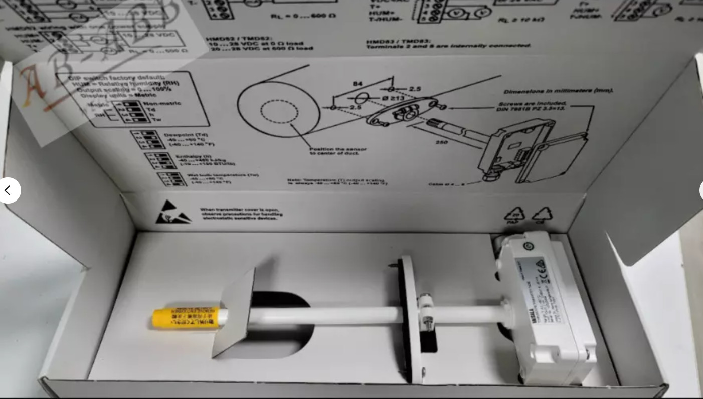 VAISALA instrument on-line thermometer sensor TMD82