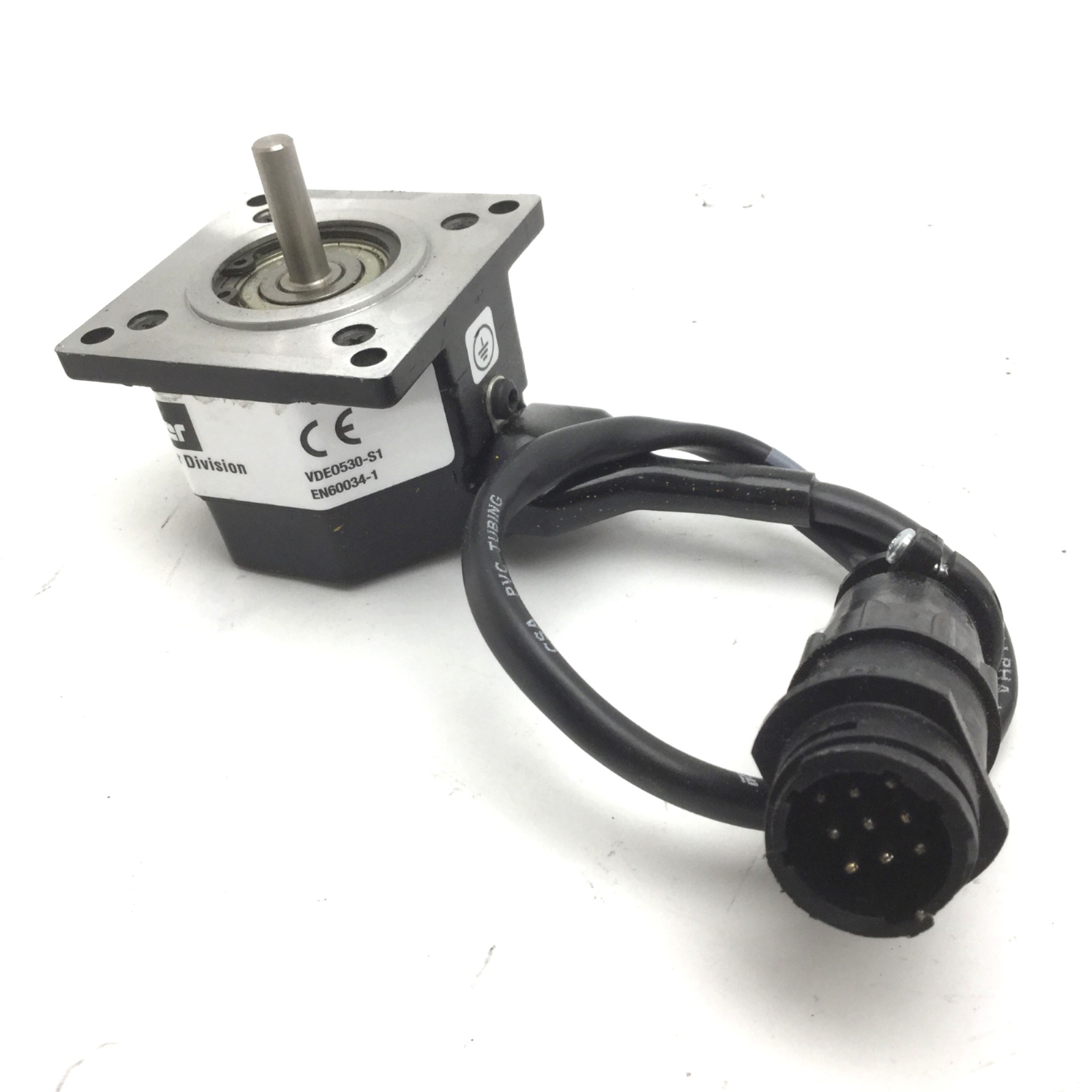 Parker OS2HB-SNFLY Step Motor, Shaft: 1/4", Speed: 1500 RPM, NEMA 23