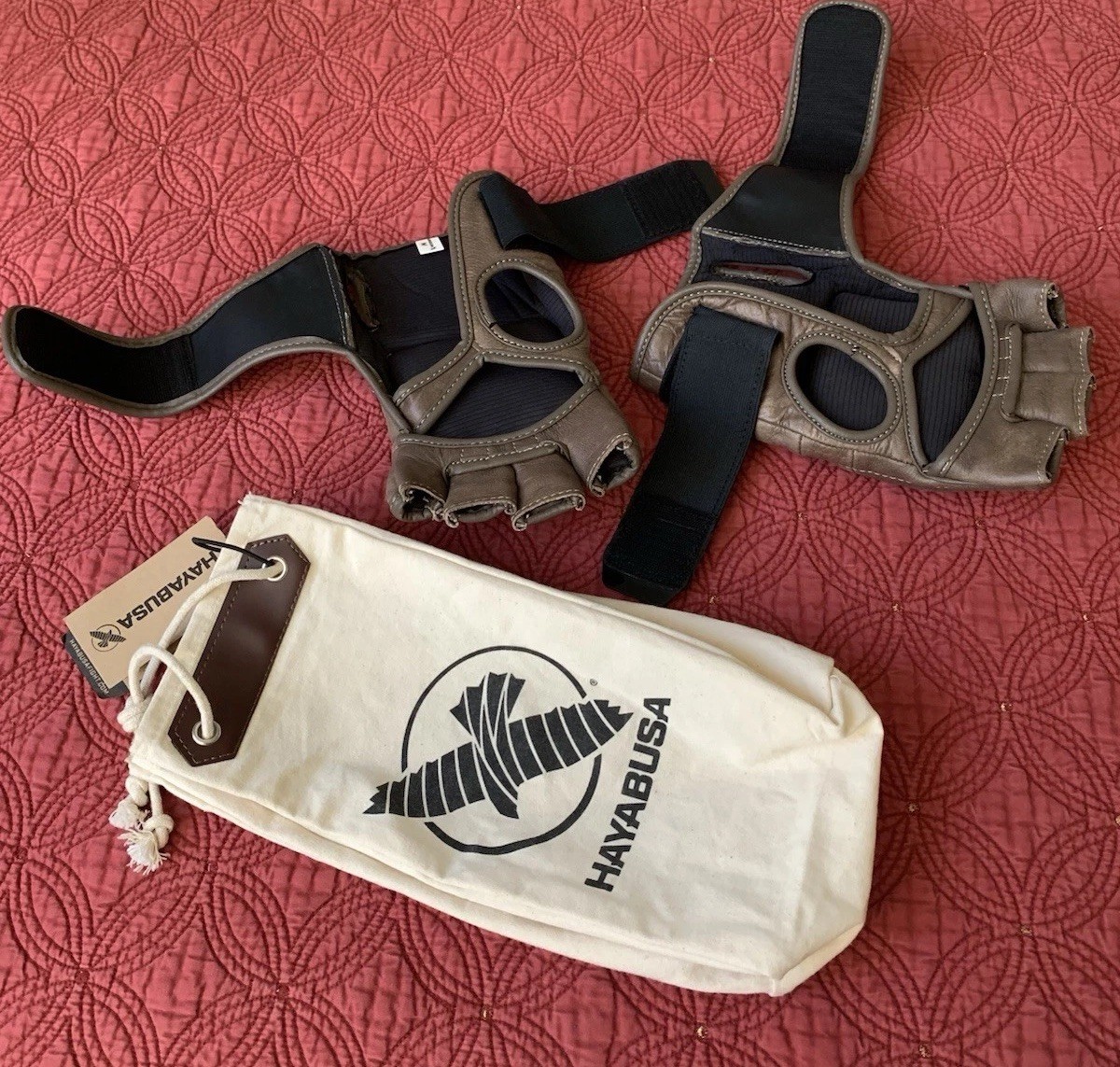 Hayabusa T3 4oz MMA Gloves, Size MEDIUM