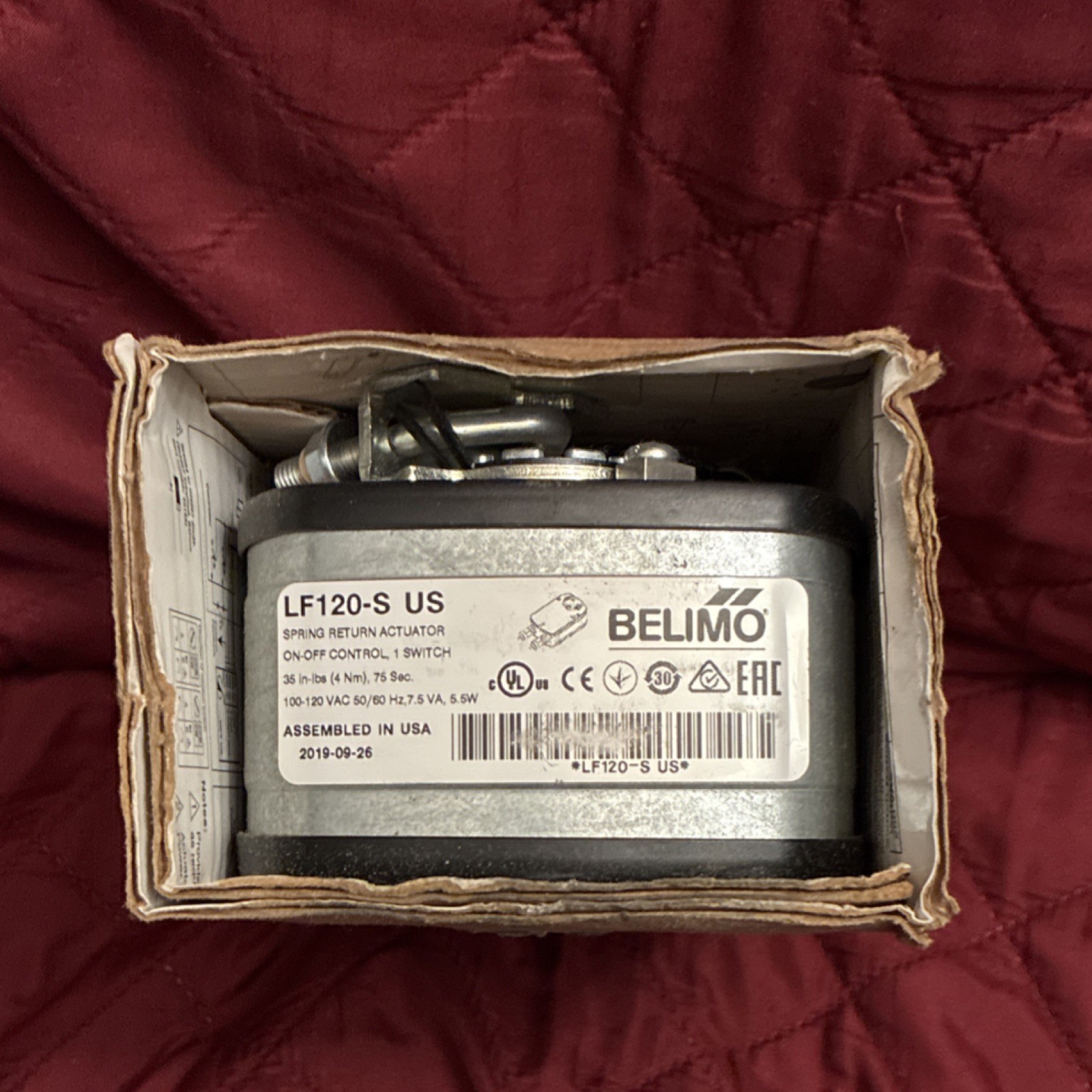 Belimo LF120-S US Spring Return Actuator 100-120V On-Off Control 35 in-lbs NEW