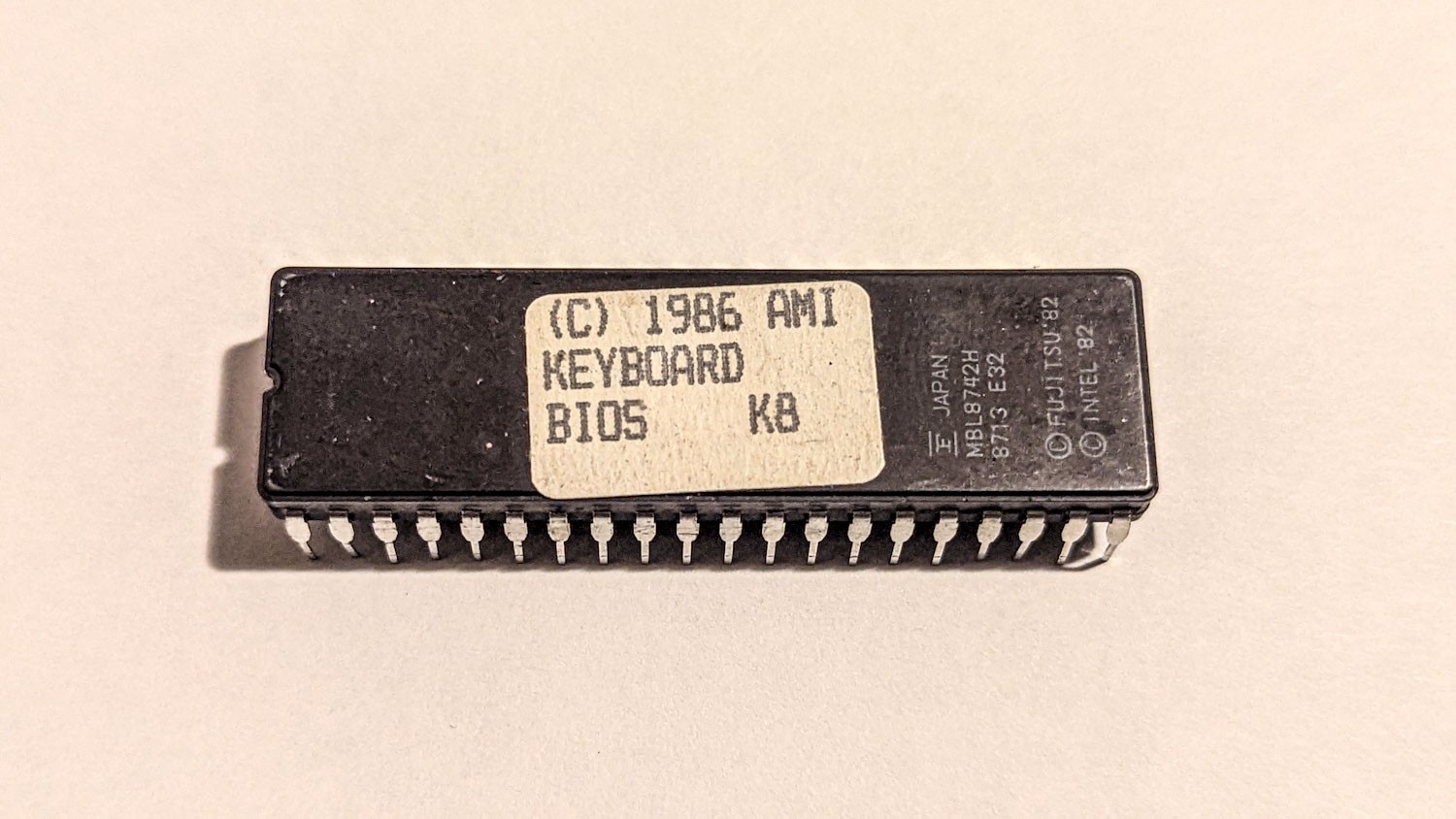 1986 AMI 386 Keyboard BIOS MBL8742H 8713 E32