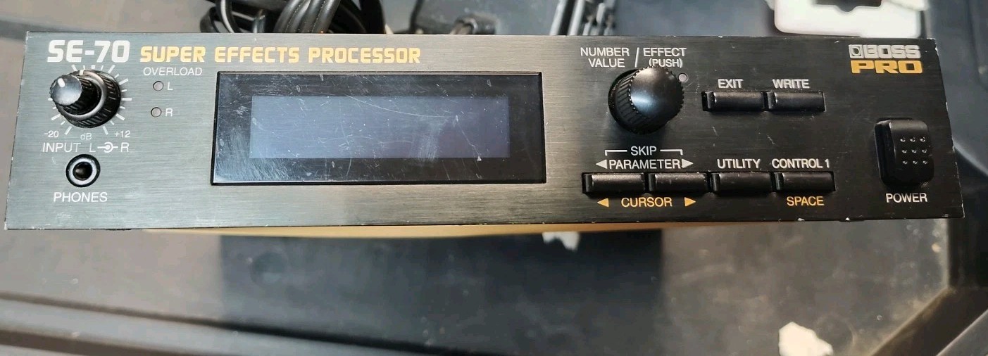 BOSS SE-70 Super Effects Processor Multi-Effect Rack Unit Sound Module
