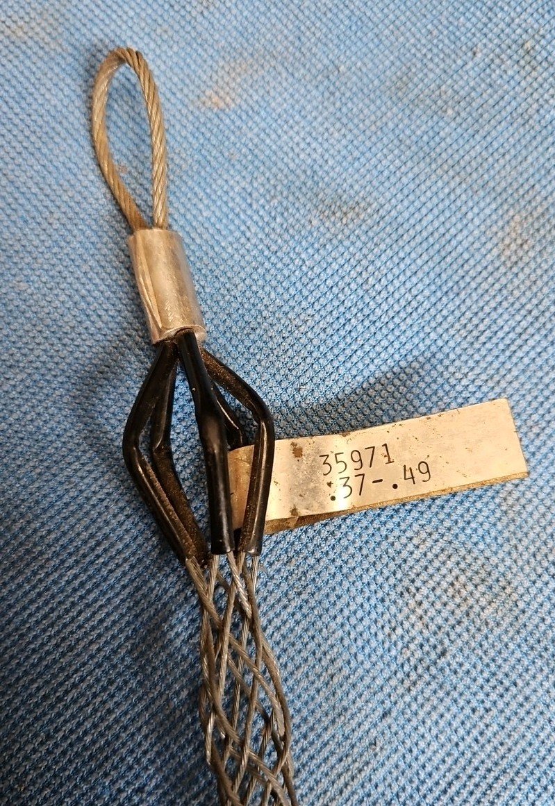 CABLE PULLING GRIP Puller Woodhead Ind. 35971