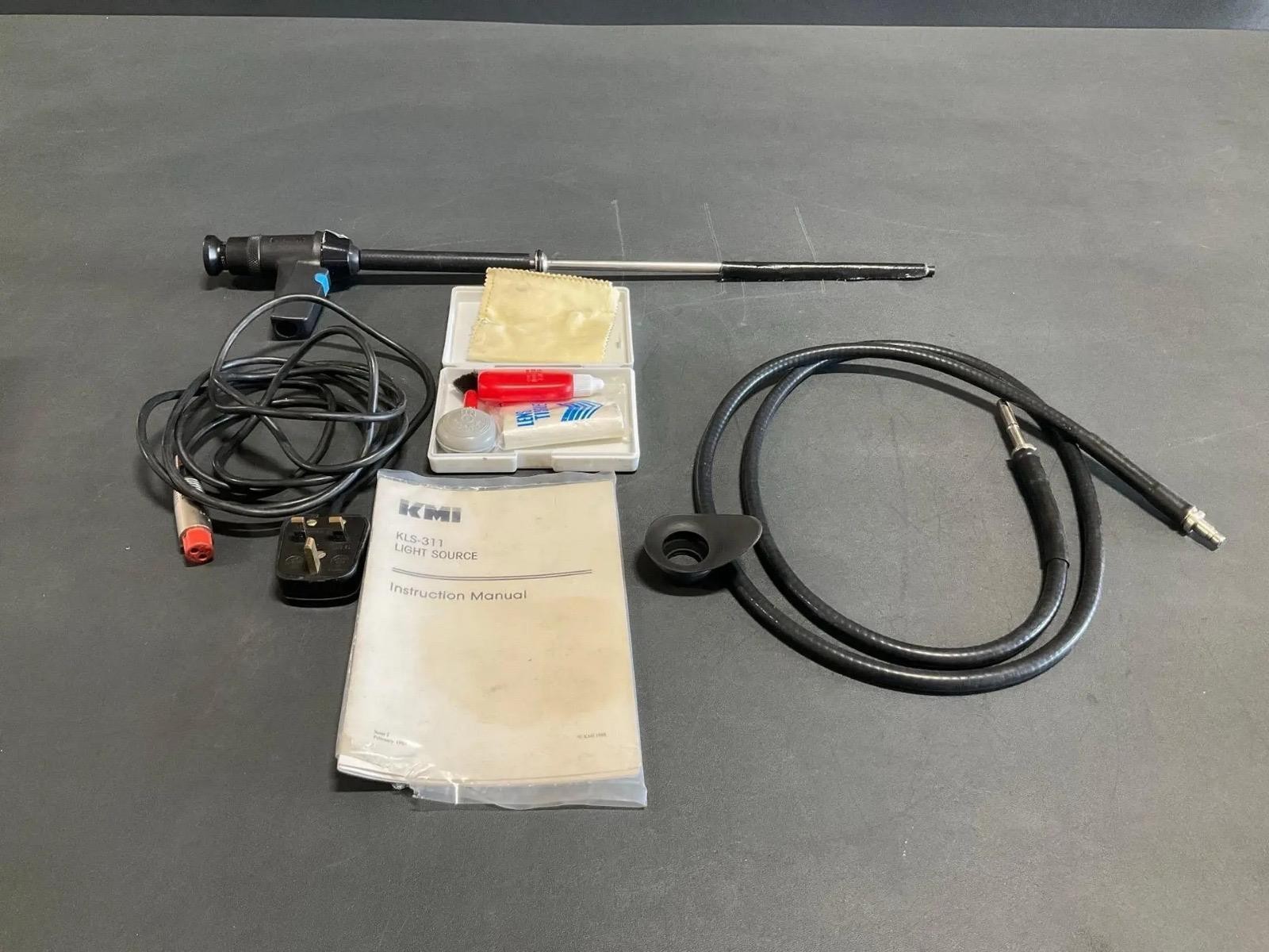 Olympus KLS-30IL Halogen Light Source w/ Fiber Optic Cable Case Accessories