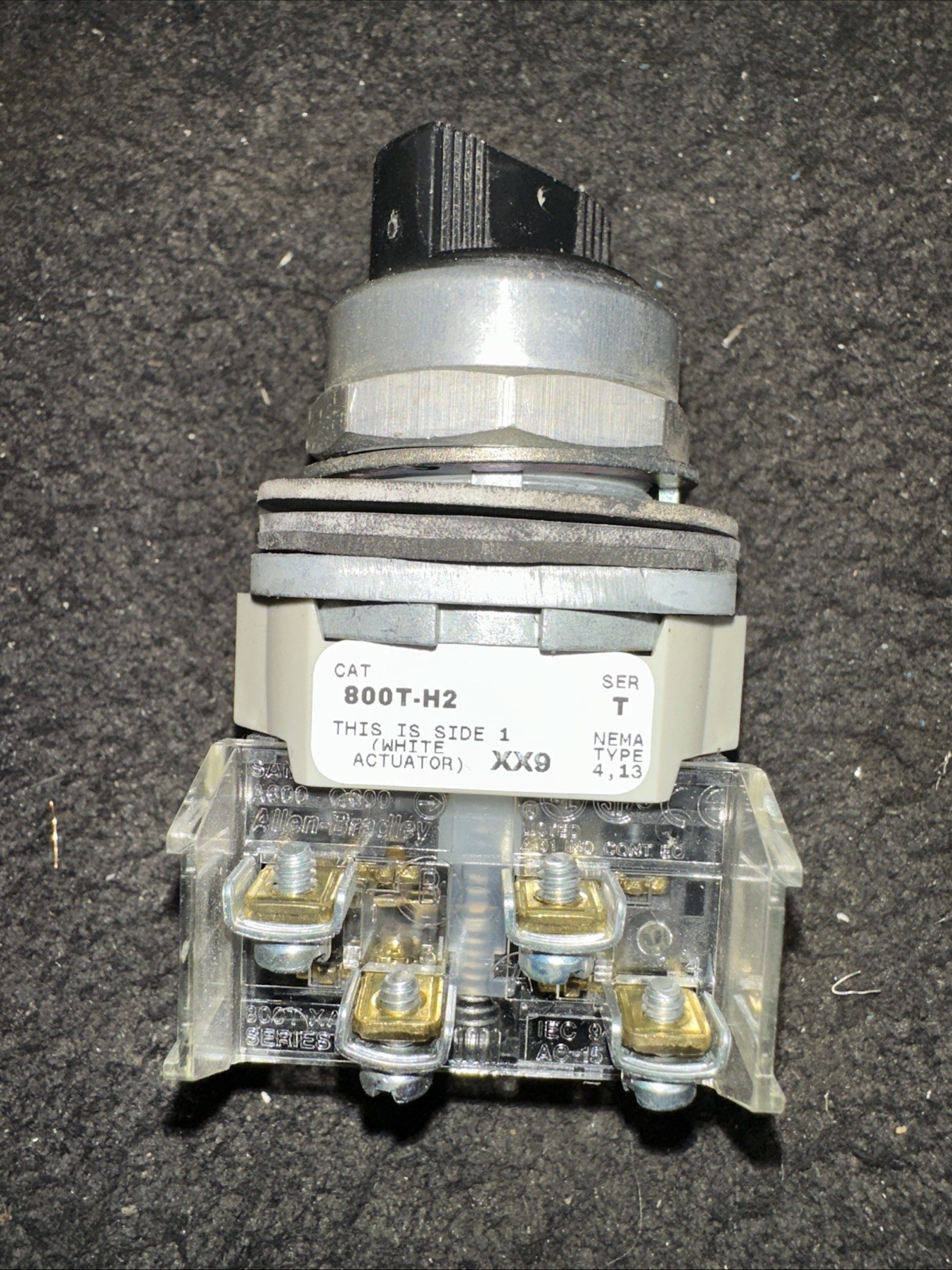 Allen Bradley 800T-H2 Ser T Selector Switch 4 wire (st730)