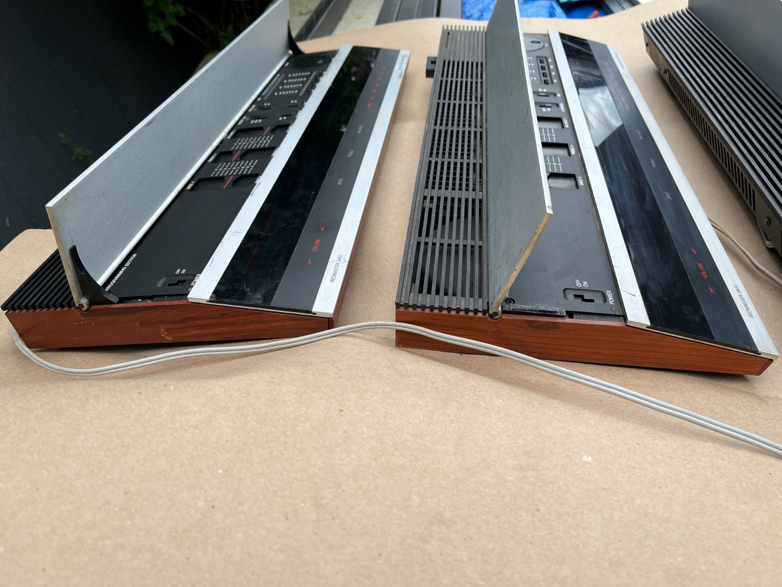 Bang & Olufsen BeoMaster 2400 T 2902 AND ONE 1900 MODEL NO. 2904