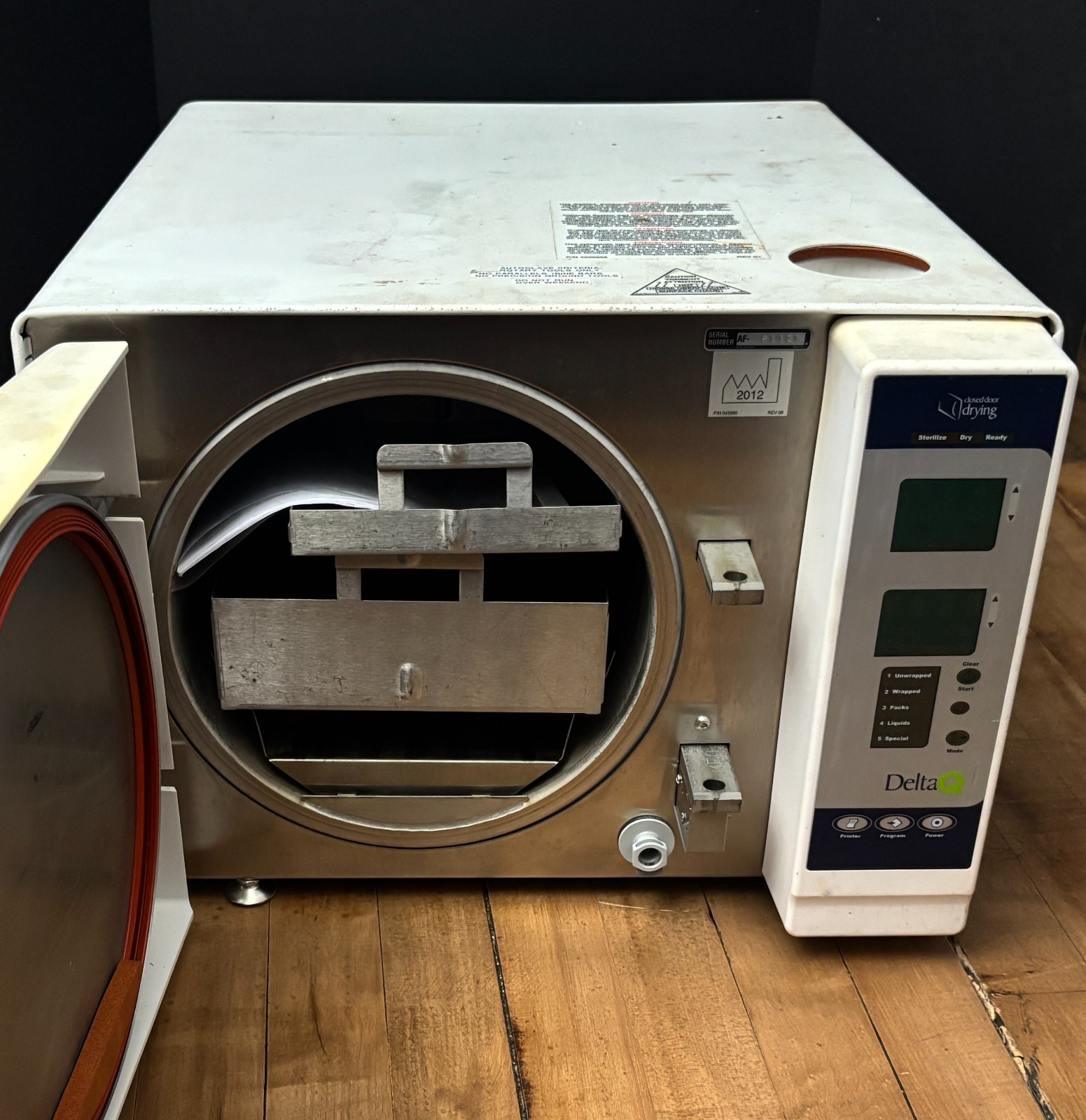 Pelton And Crane Delta Q Model AF Autoclave