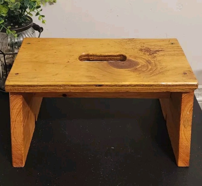 Vintage Primitive Wood Step Stool Folk Farm Decor Milking Stool 14"x7½"x9¾"