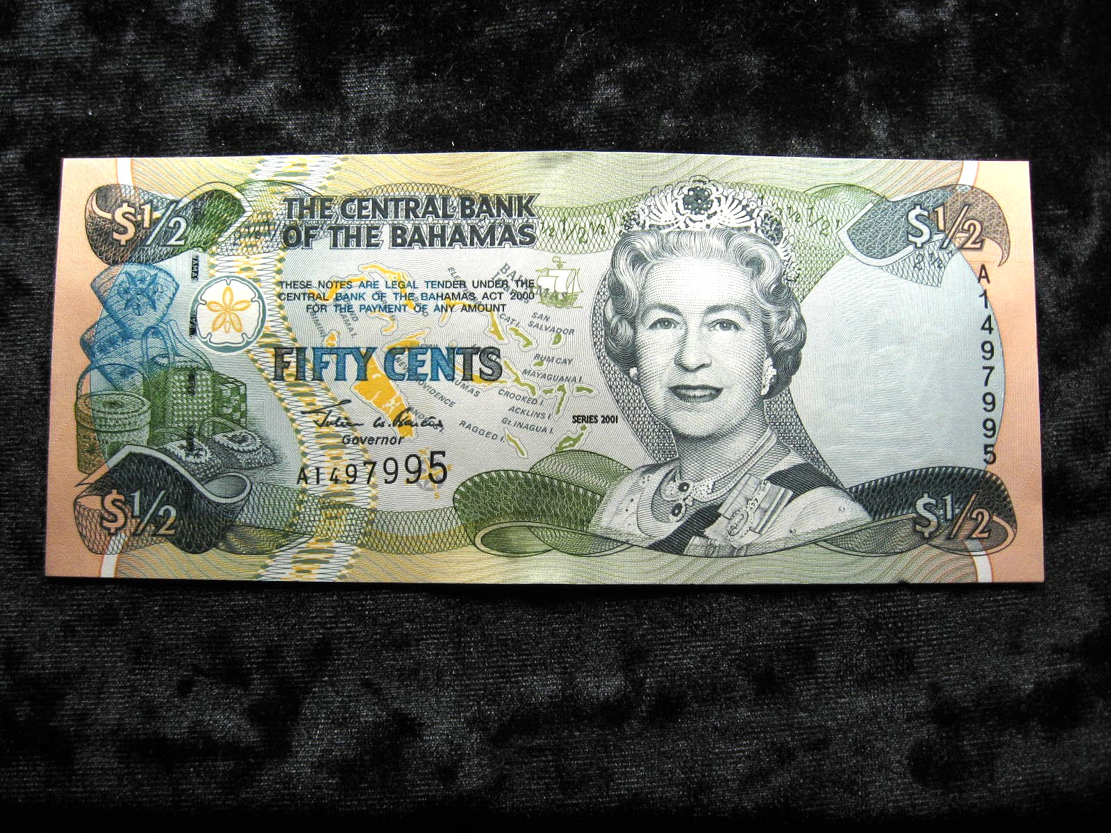 UNC old world currency note BAHAMAS 50 cents 2001 P68 "Sister Sarah"