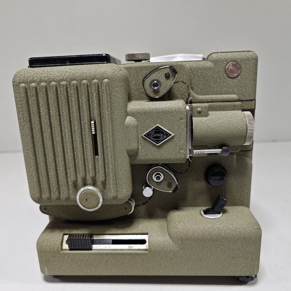 Eumig Wien Type P8 Projector - For Parts or Repair, Untested
