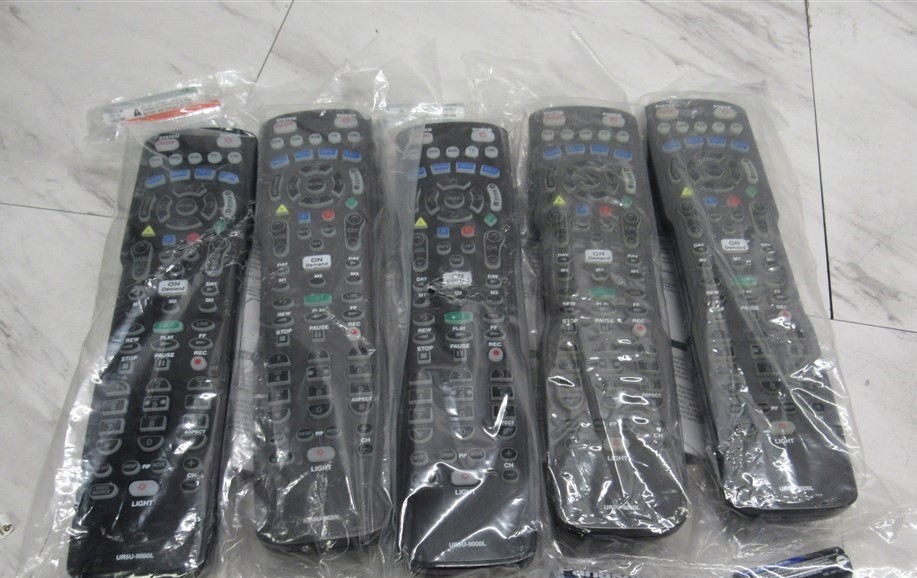 Lot of 5 NEW Universal Remote Controls PHAZR-5 Cable Remotes UR5U-9020L