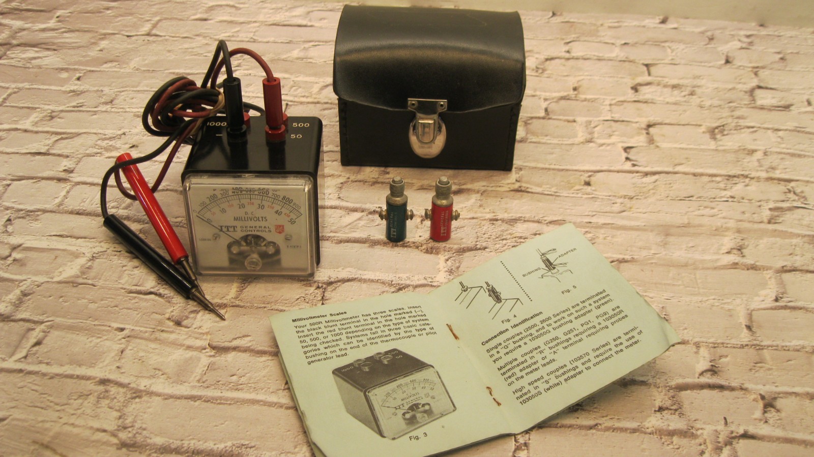 Vintage  ITT General Controls  500R106 DC Millivolt Meter 0-1000 Millivolts