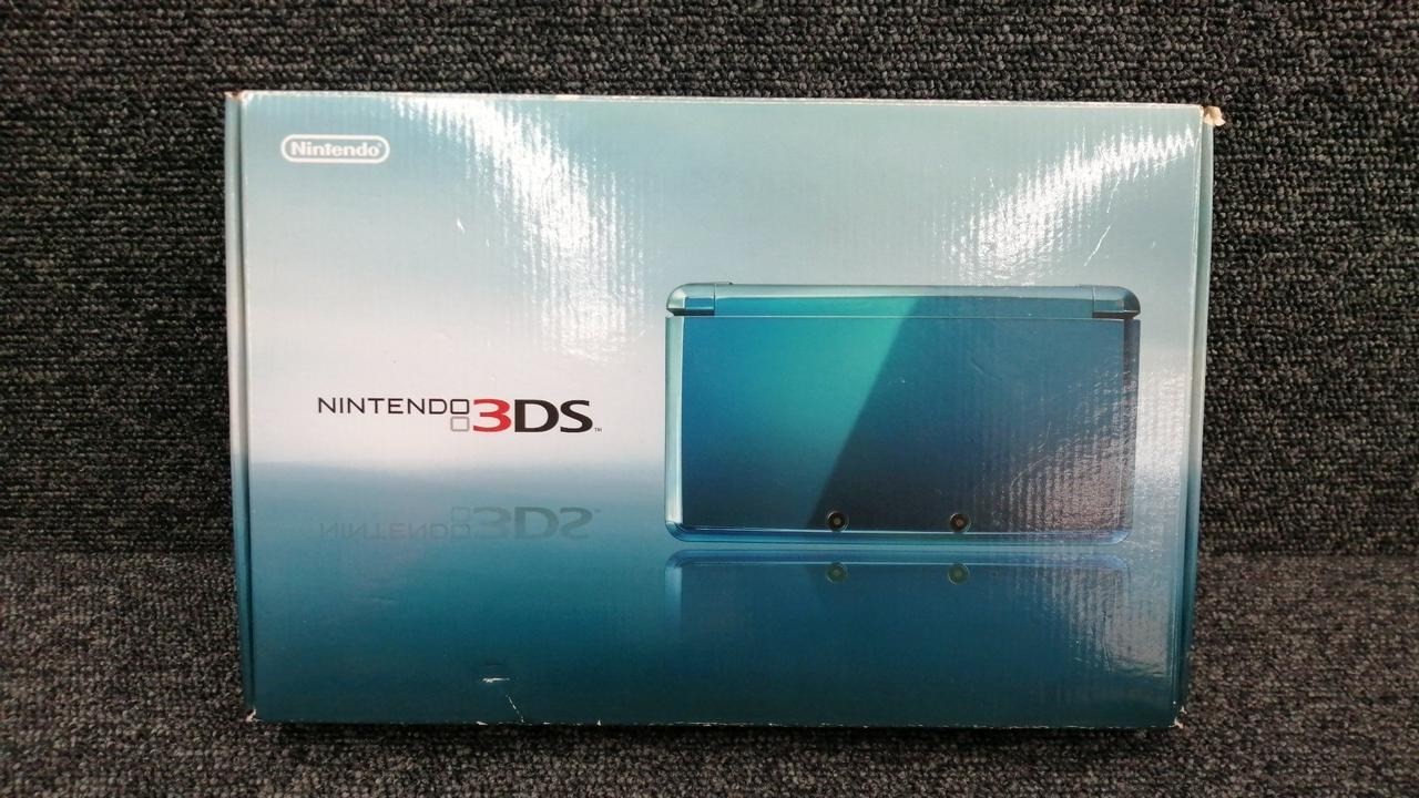 Nintendo 3DS CTR-001 JPN Console Accessories Included Handheld System A2476