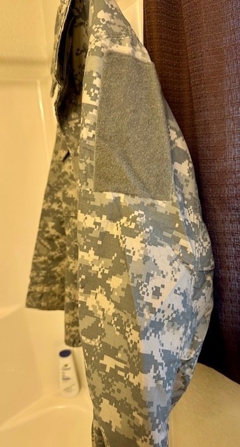 UA Army Coat Cold Weather Field Jacket Large Short