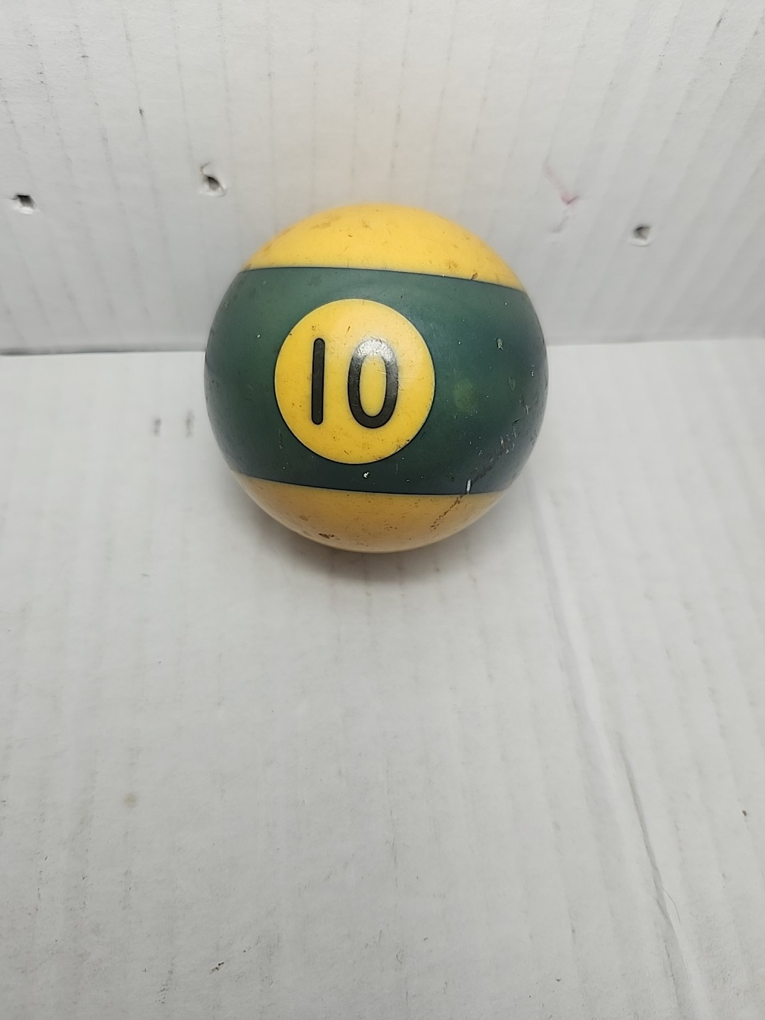 VTG Pool Ball #10 Green/White/ WORN
