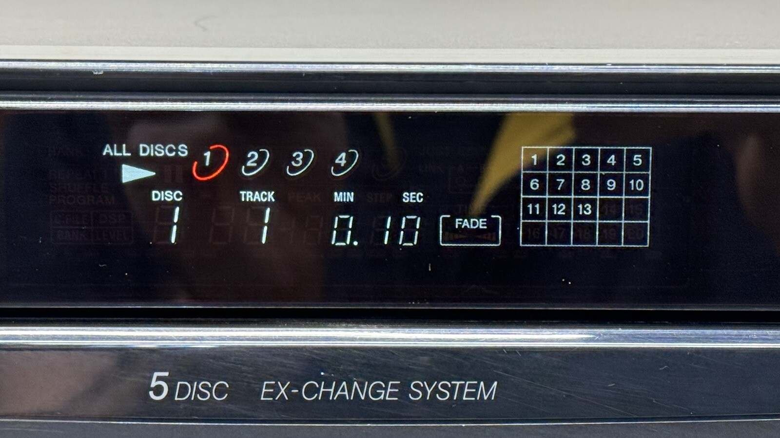 Sony CDP-C265- 5 Compact Disc Exchange System- High Density Works W/ Issues 🔥🔥