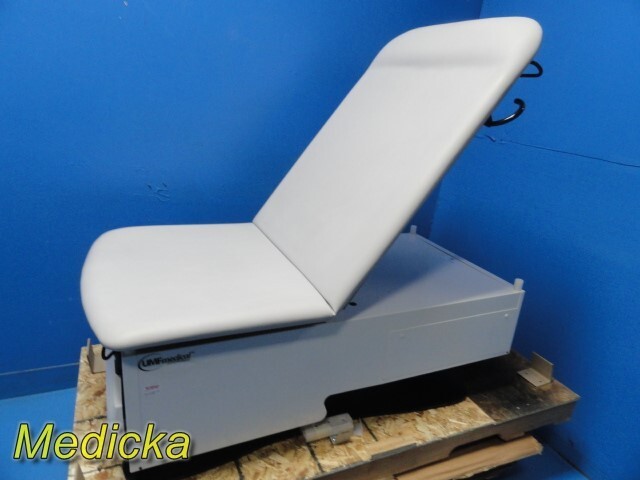 UMF FusionONE Power Exam Chair Model 3001 Misty Fog, 500 Lb Pan & Stirrups~37012